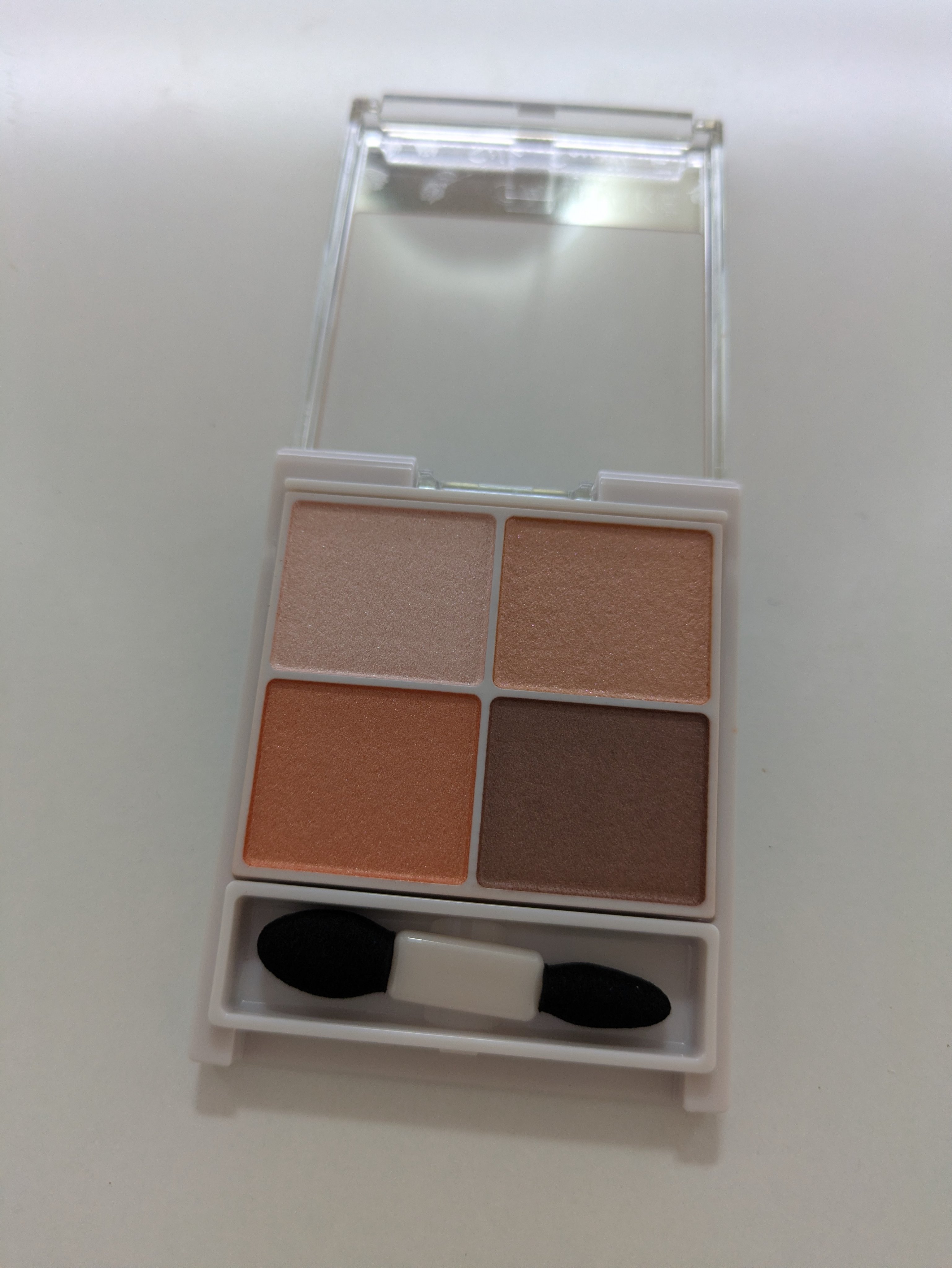 シルキースフレアイズ/キャンメイク/アイシャドウパレットを使ったクチコミ（2枚目）