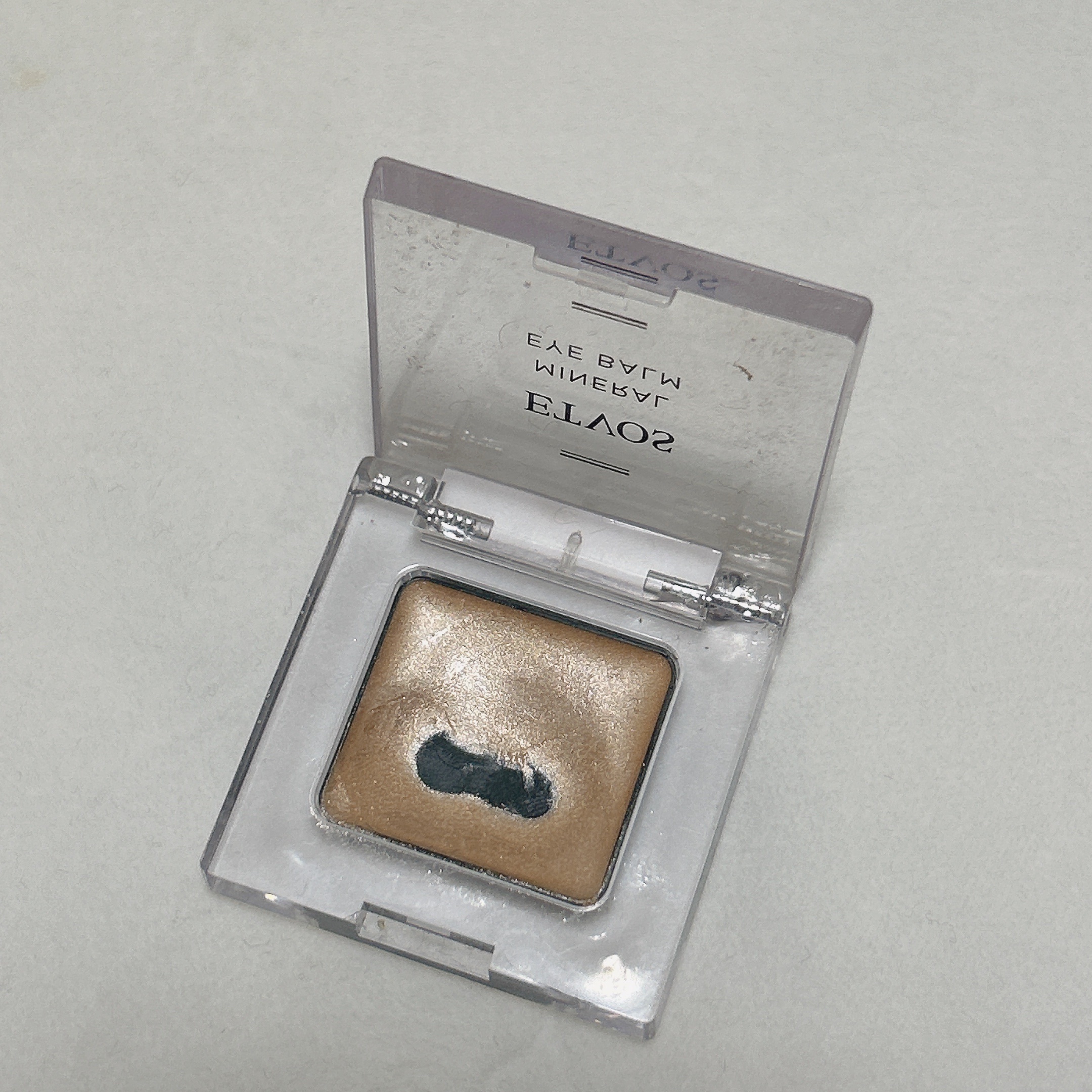 ミネラルアイバームⅡ/エトヴォス/ジェル・クリームアイシャドウを使ったクチコミ（1枚目）