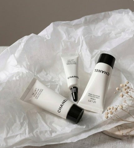 rith♡LIPSパートナー on LIPS 「シャネルでお買いものしたらサンプルをいただきました。旅行の時使..」(1枚目)