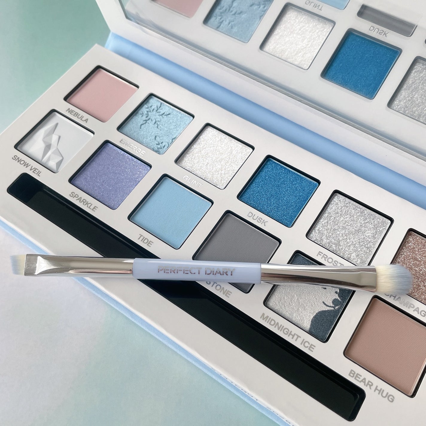 エクスプローラ12色 動物アイシャドウパレット/PERFECT DIARY/アイシャドウパレットを使ったクチコミ(4枚目)