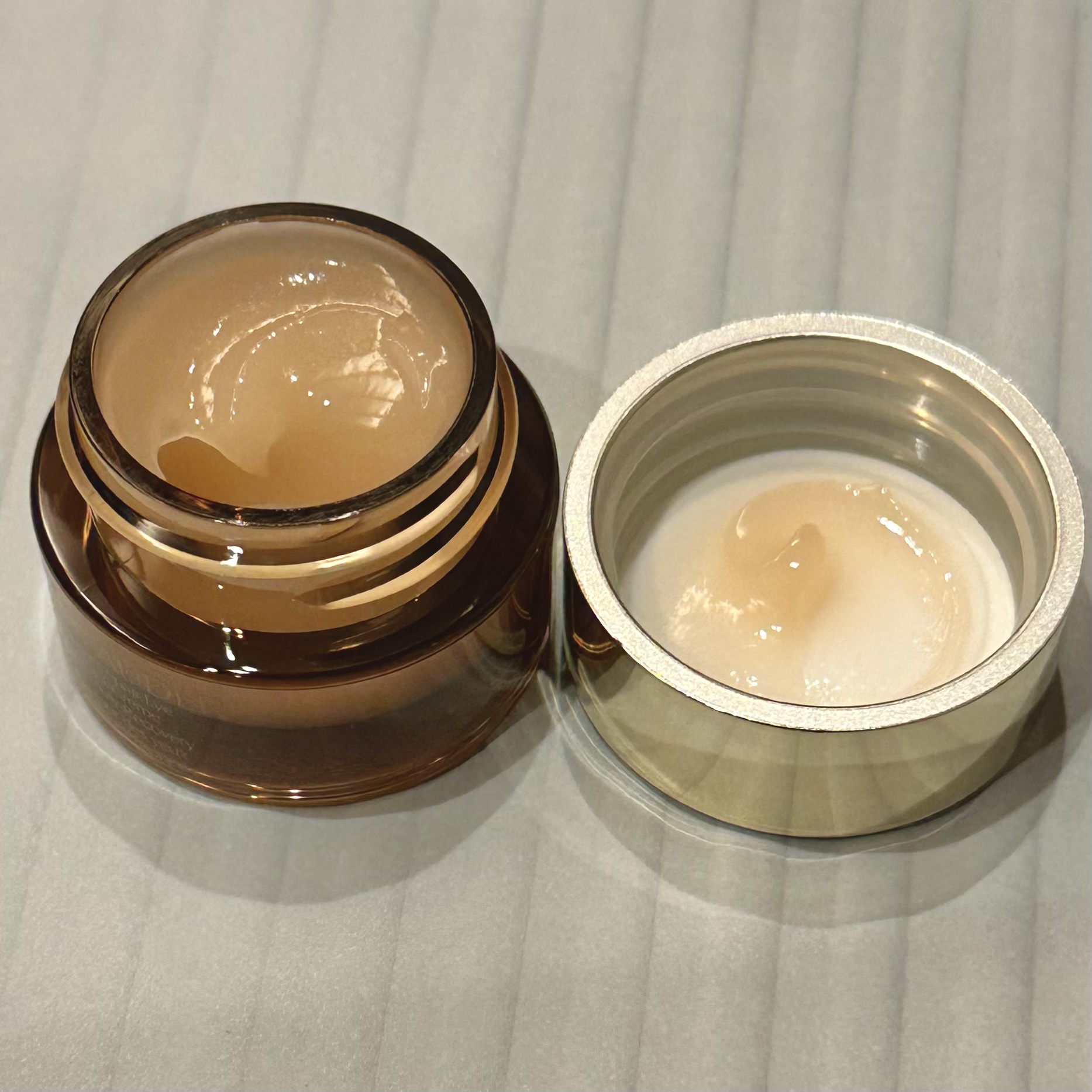  アドバンス ナイト リペア アイ ジェル SMR コンプレックス/ESTEE LAUDER/アイケア・アイクリームを使ったクチコミ（2枚目）