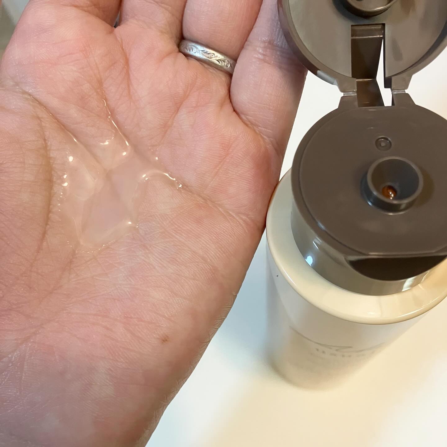 薬用ｕ ローション/AK usual/化粧水を使ったクチコミ（2枚目）