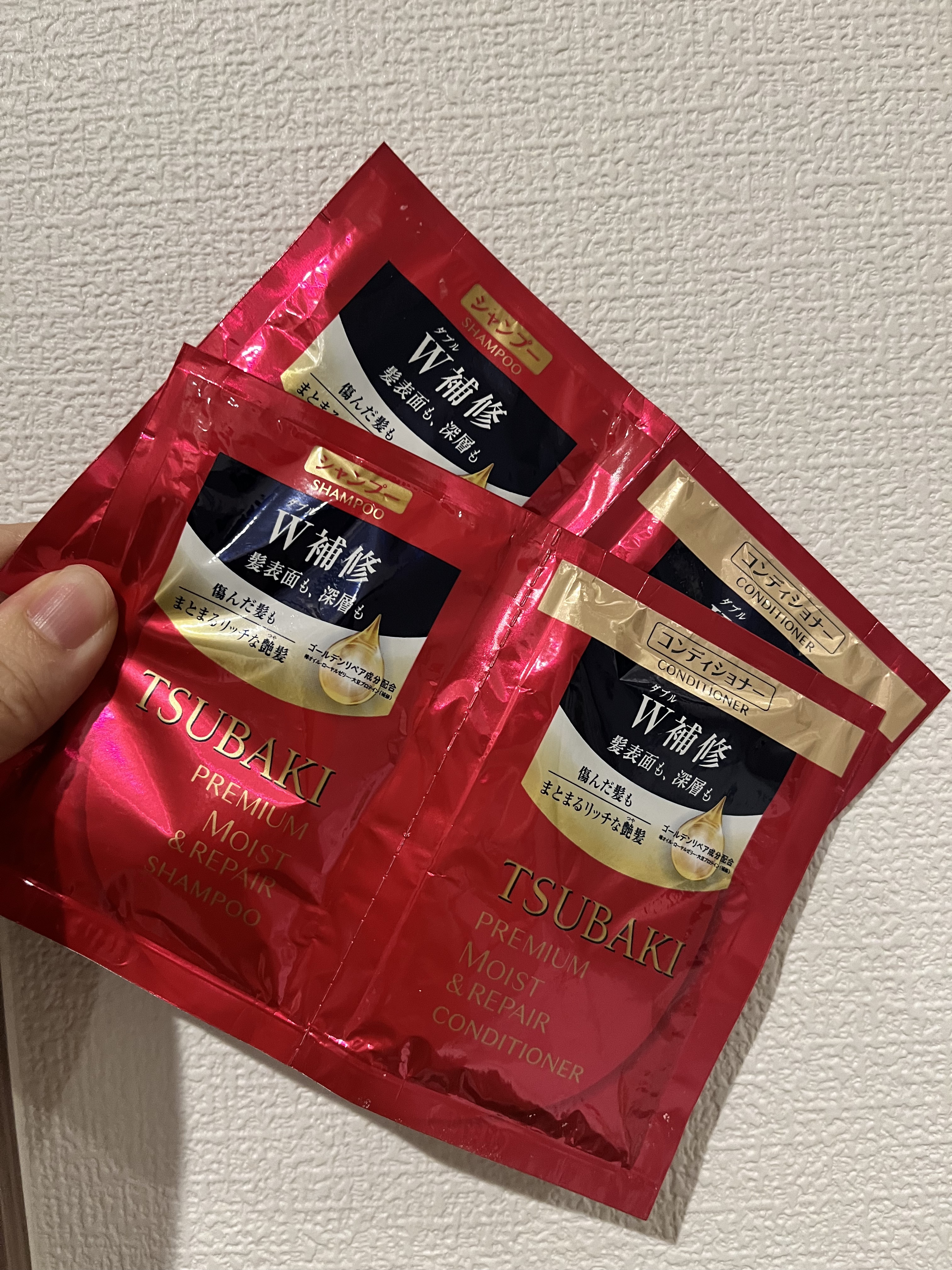 TSUBAKI プレミアムモイスト シャンプー／ヘアコンディショナーのクチコミ「2025ありがとう❤️
2026もウマくいきますように🐎

#TSUBAKI #わたしに贈る癒.....」（1枚目）