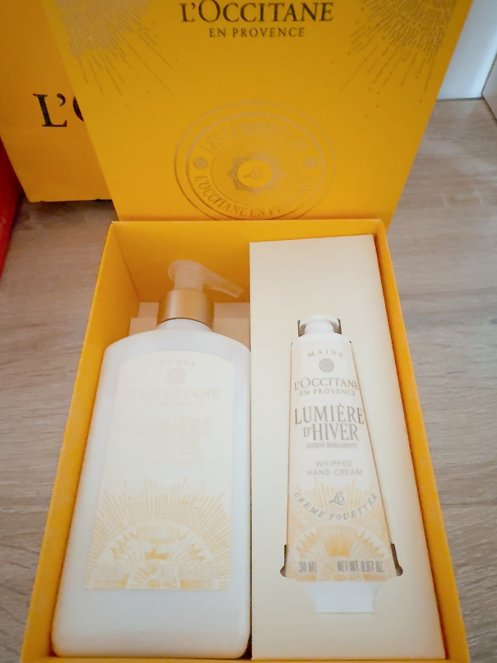 ルミエール ディヴェール ボディ＆ハンド/L'OCCITANE/その他キットセットを使ったクチコミ（2枚目）