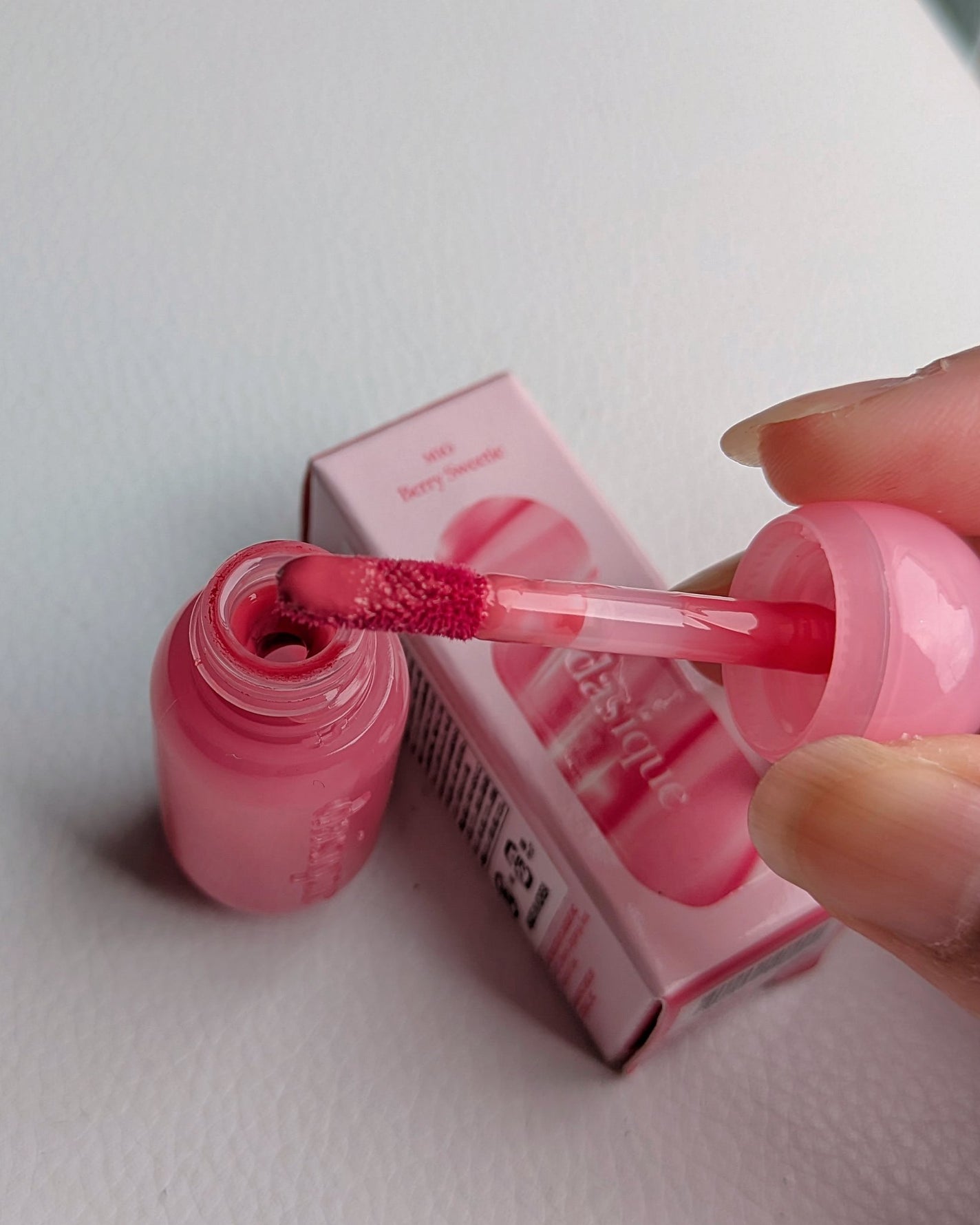 ジューシーデューイグロウティント/dasique/リップティントを使ったクチコミ(3枚目)