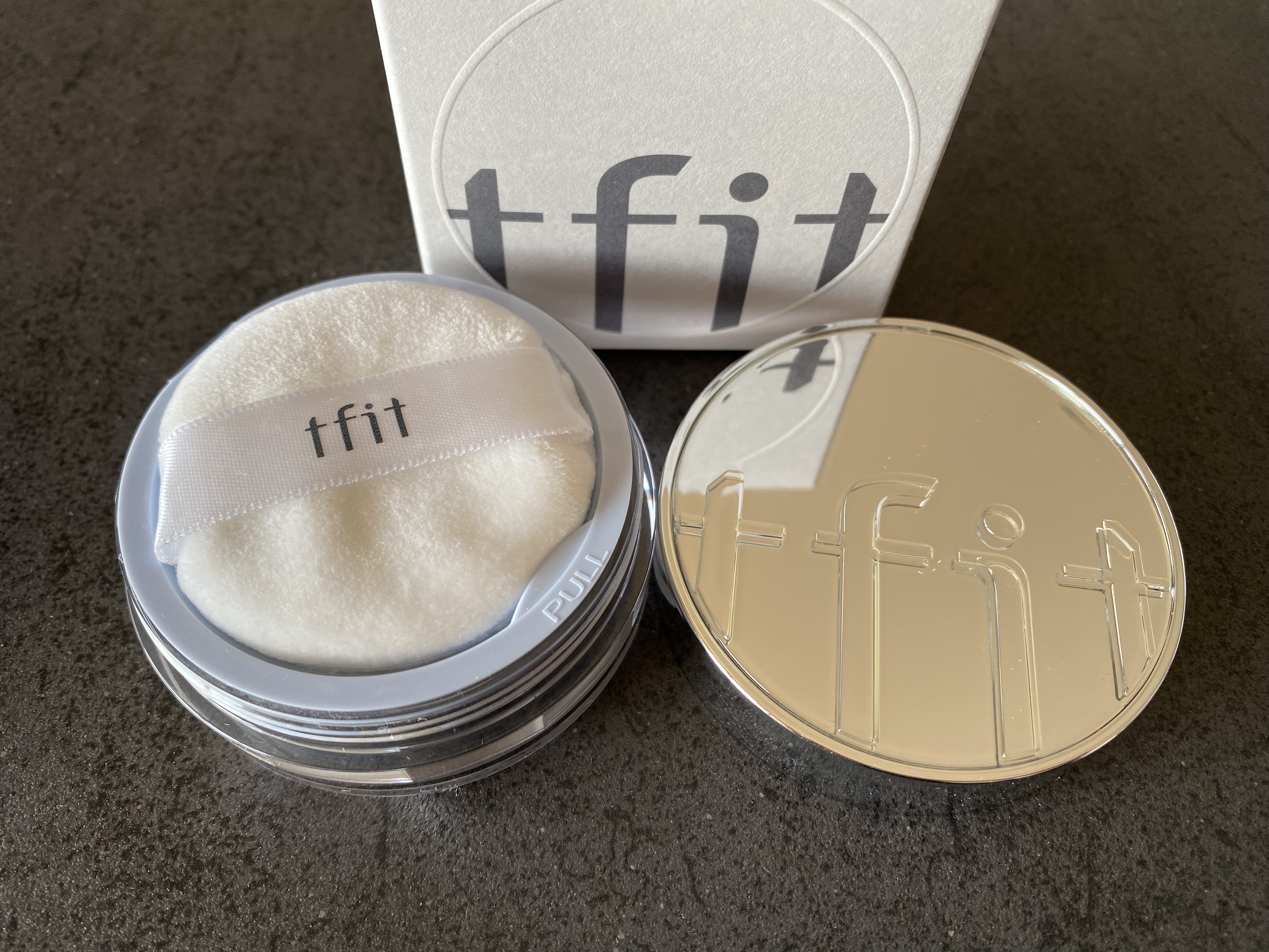 トランスルーセントセットエッセンシャルパウダー/TFIT/ルースパウダーを使ったクチコミ（2枚目）