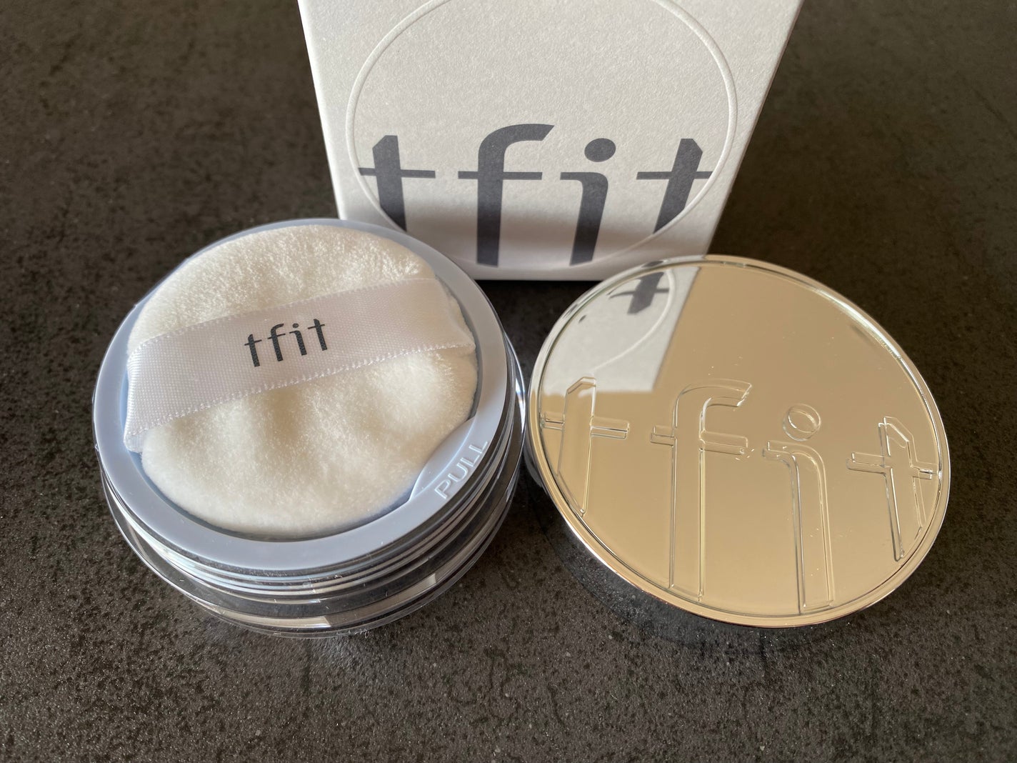 トランスルーセントセットエッセンシャルパウダー/TFIT/ルースパウダーを使ったクチコミ(2枚目)