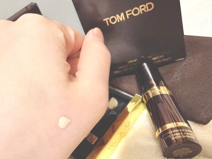 エモーションプルーフ アイ プライマー/TOM FORD BEAUTY/アイシャドウベースを使ったクチコミ(4枚目)