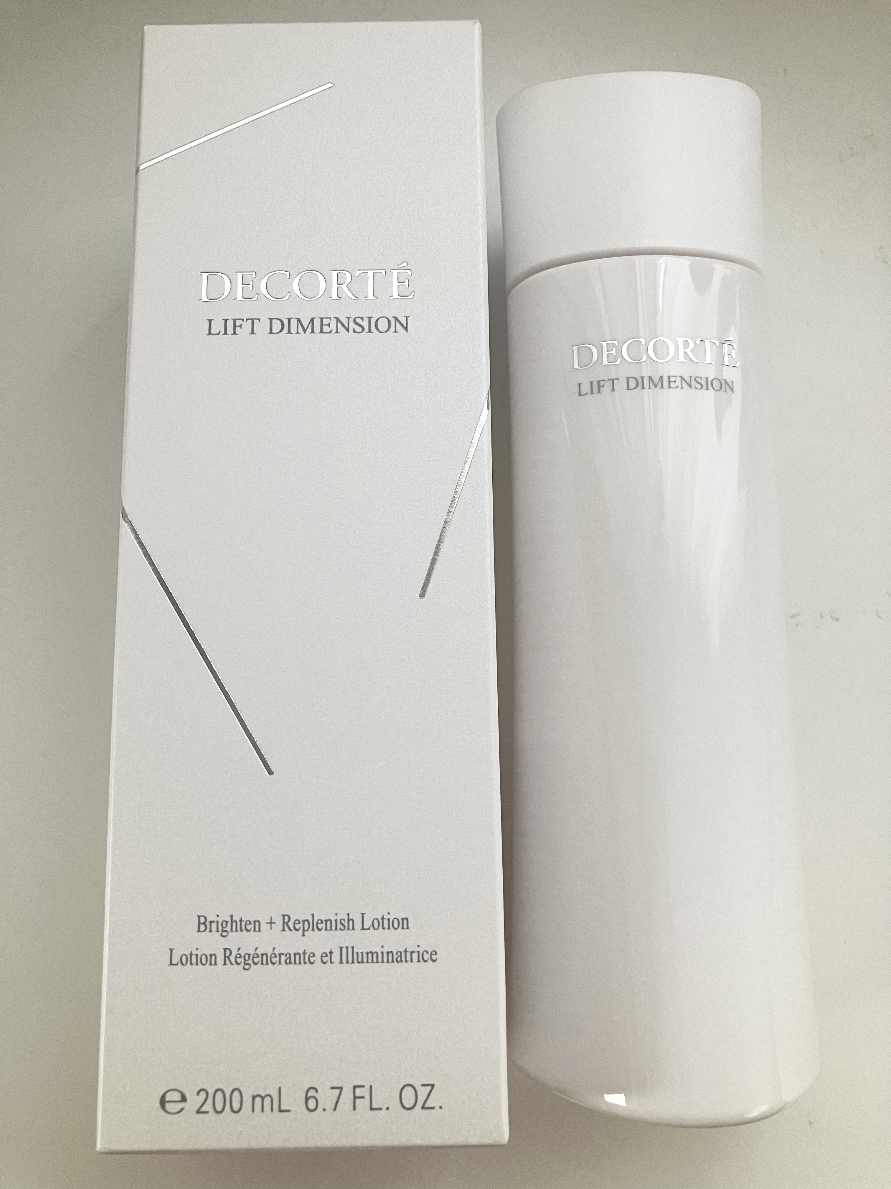 DECORTÉ リフトディメンション エバーブライト リプレニッシュ ローションのクチコミ「DECORTÉ
リフトディメンション エバーブライト リプレニッシュ ローション
✼••┈┈•.....」（1枚目）