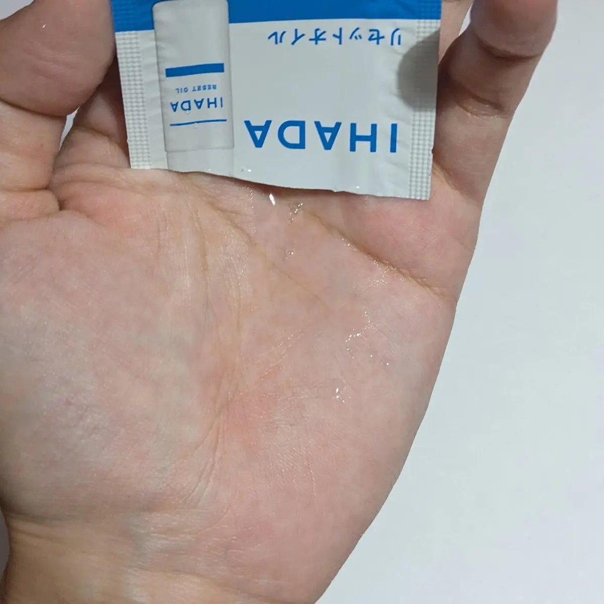 イハダ　薬用リセットオイル（医薬部外品）/IHADA/美容液を使ったクチコミ（3枚目）