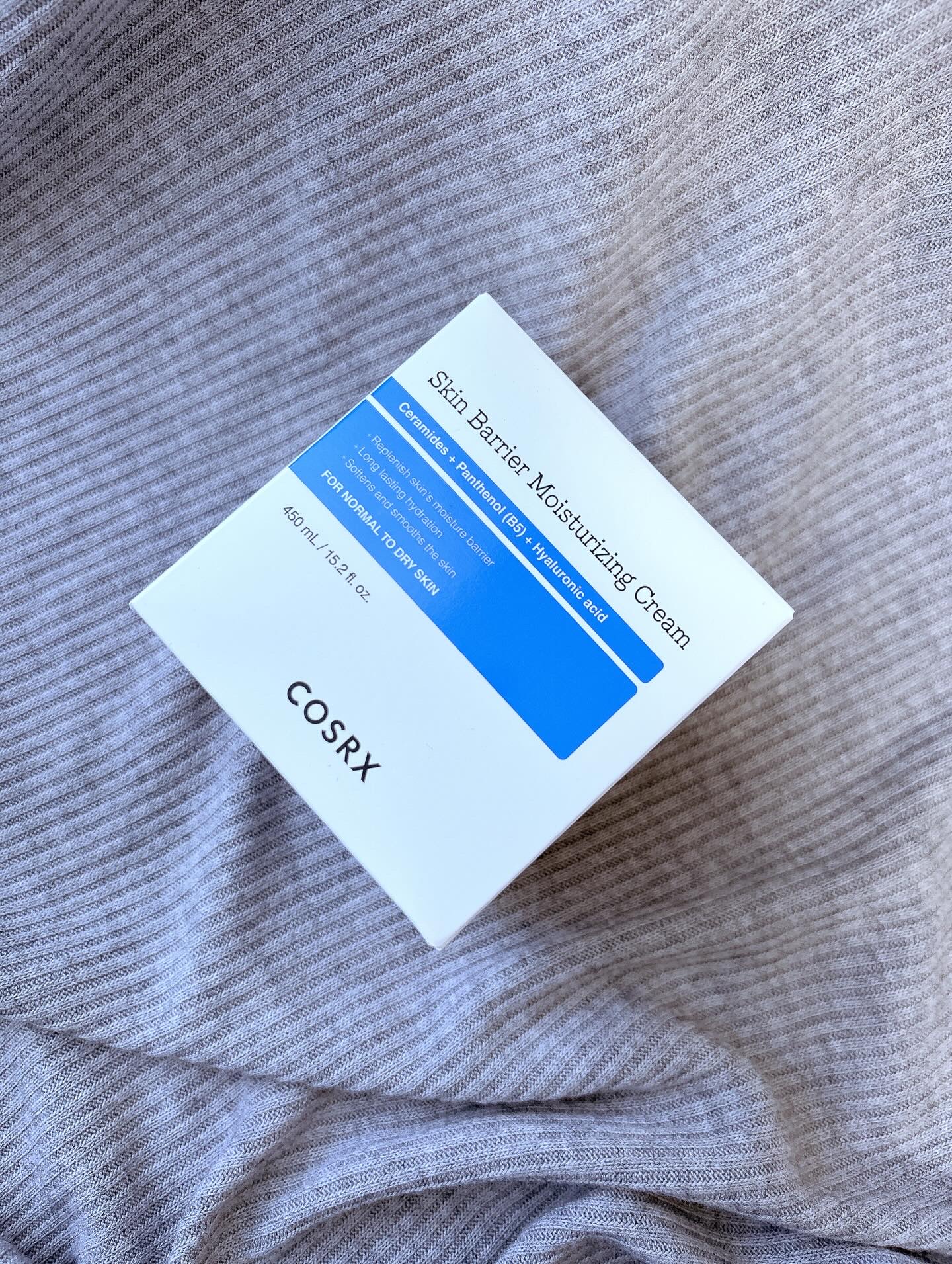 COSRX スキンバリア モイスチャライジングクリームのクチコミ「COSRX

Xの一年分当選でいただいた😘

セラミド 肌バリア保湿ボディクリーム（450g）.....」（2枚目）