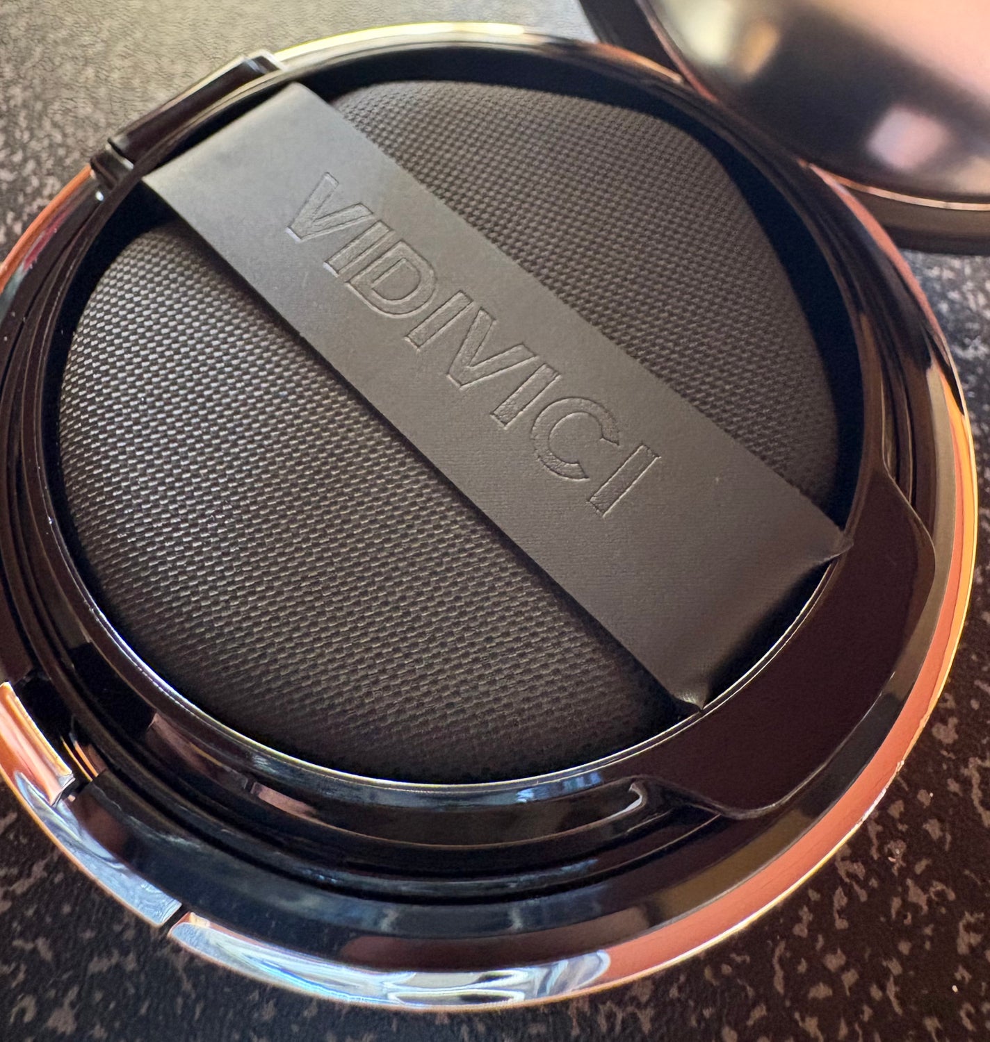 ブラックパーフェクション カバーフィットクッション/VIDIVICI/クッションファンデーションを使ったクチコミ(3枚目)