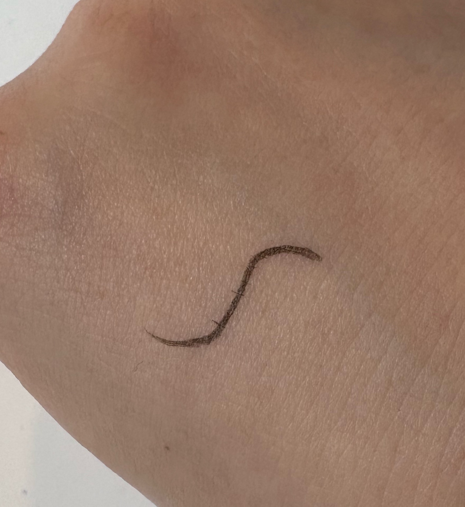 ウォンジョンヨ ドローイングライナー 01 リアルブラック/Wonjungyo/リキッドアイライナーを使ったクチコミ（2枚目）