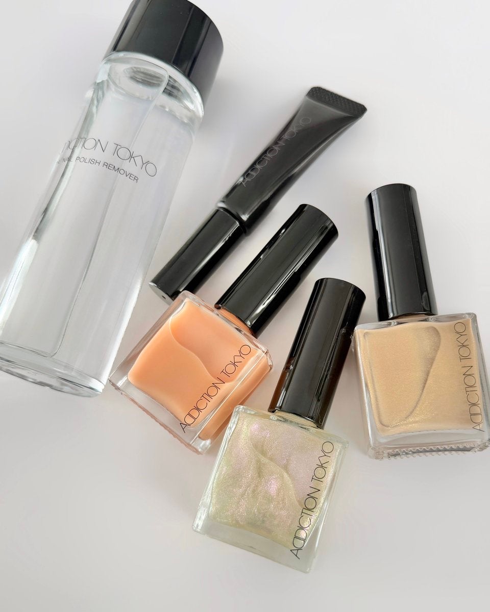 アディクション様から1/9発売のアイテムを提供いただきました。

まずザ ネイル オイル セラムが助かる。

爪まわりが乾燥して白くなっても、これを塗ったら乾いてこないからプチ感動。今まさにこういうの欲しかったという使用感です。

はけチュ