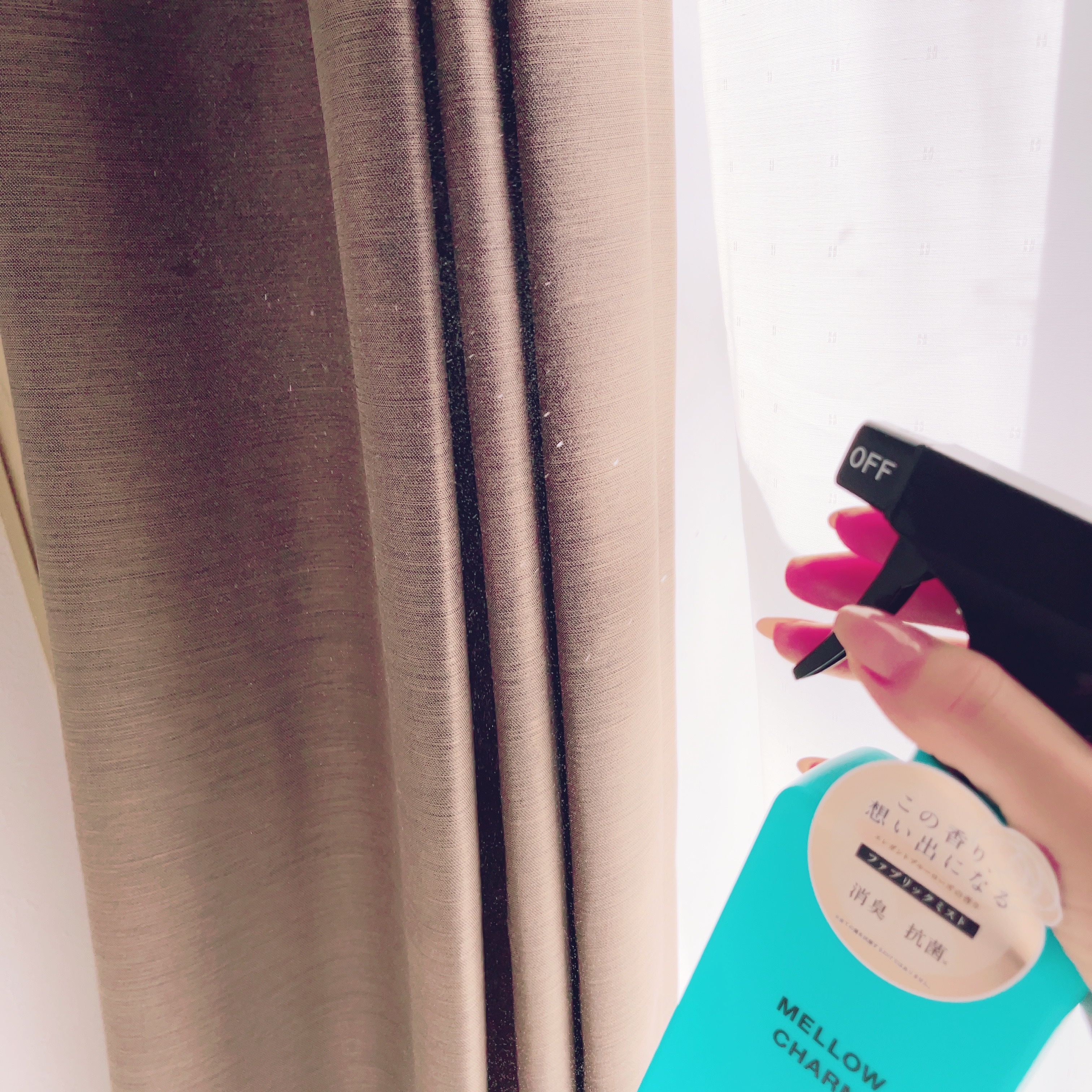 ファブリックミスト エレガントブルーフラワーの香り/MELLOW CHARM/ファブリックミストを使ったクチコミ（2枚目）