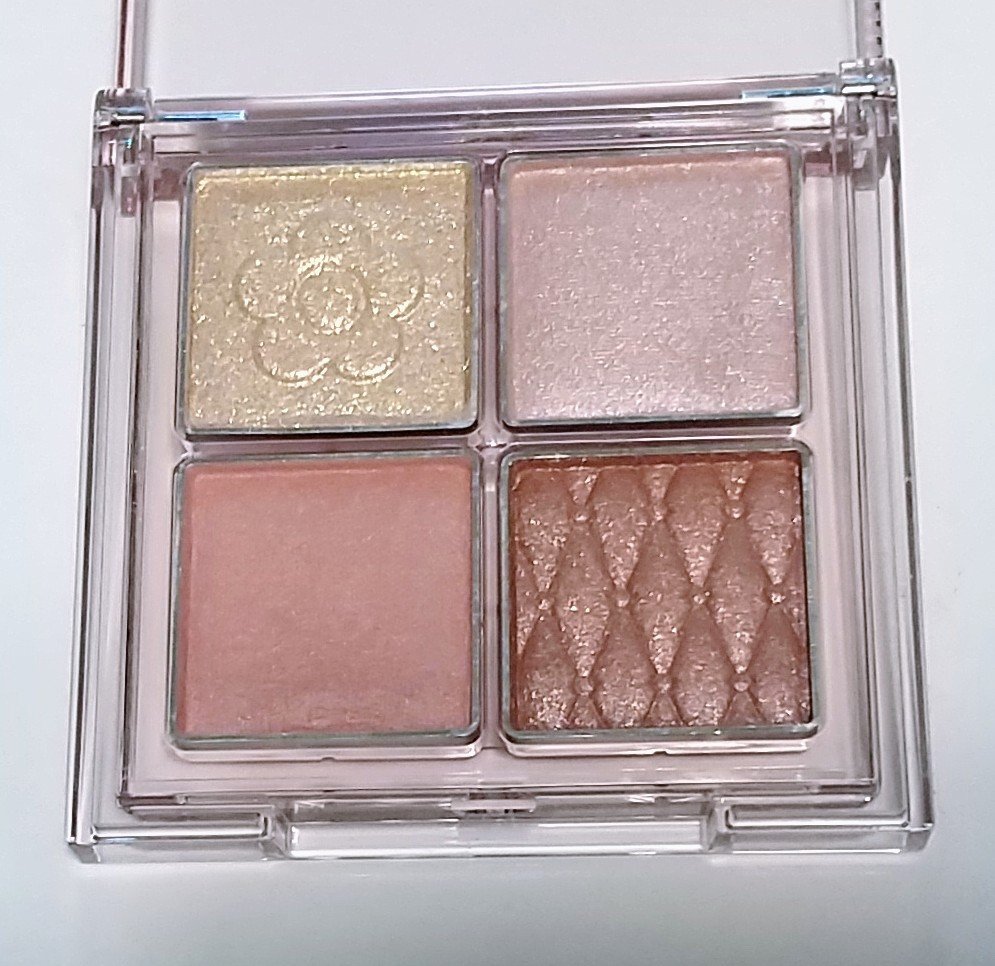 デイジードール アイ ドロー シャドウ/DAISY DOLL by MARY QUANT/アイシャドウパレットを使ったクチコミ（2枚目）