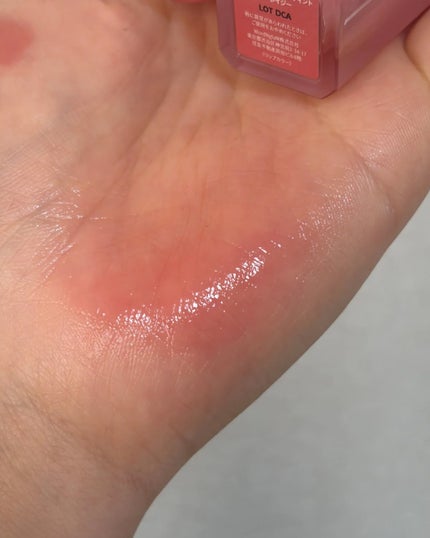 フィー 3Dボリューミンググロス/fwee/リップグロスを使ったクチコミ(4枚目)