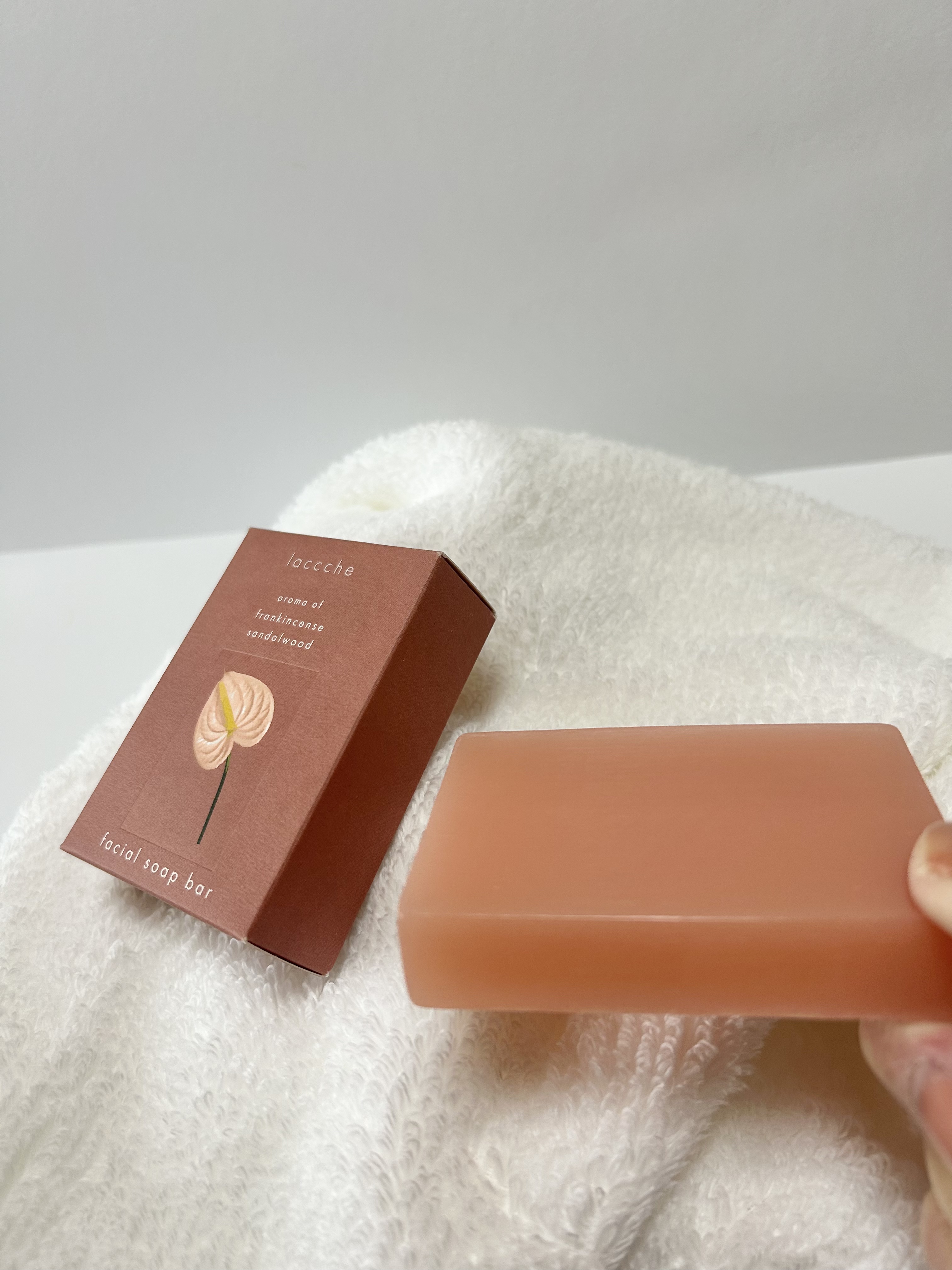フェイス用ヴィーガン石けん/laccche/洗顔石鹸を使ったクチコミ（2枚目）
