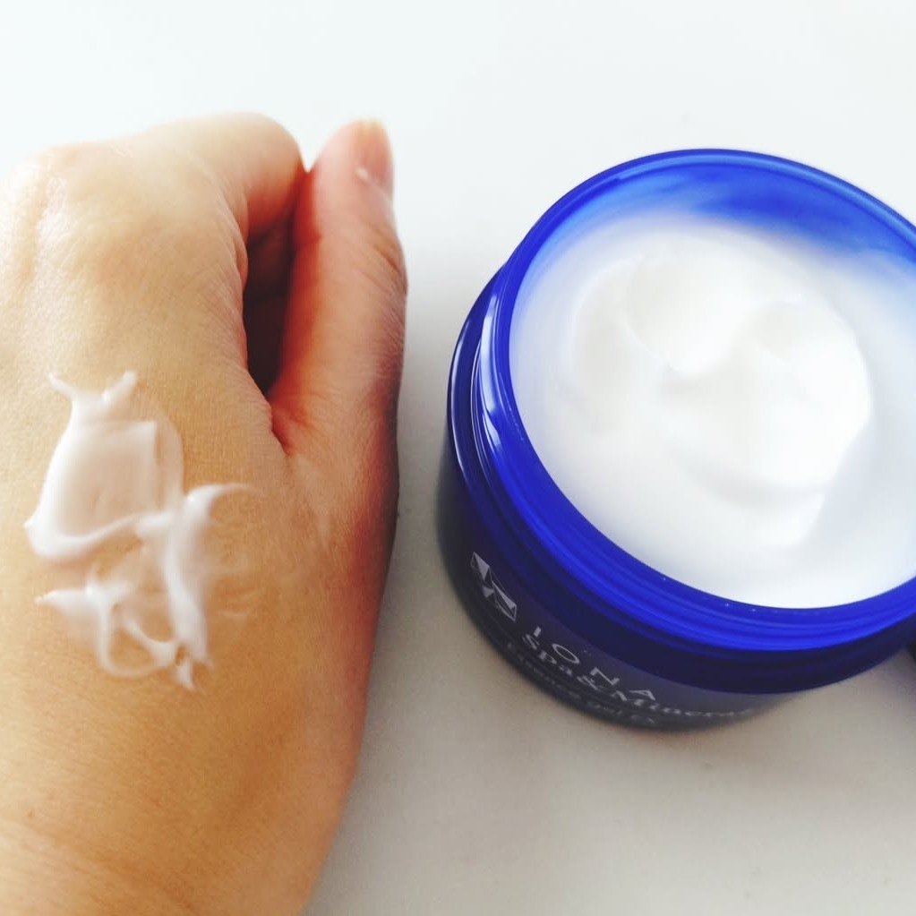 エッセンス ジェル/イオナ スパ＆ミネラル/オールインワン化粧品を使ったクチコミ（3枚目）