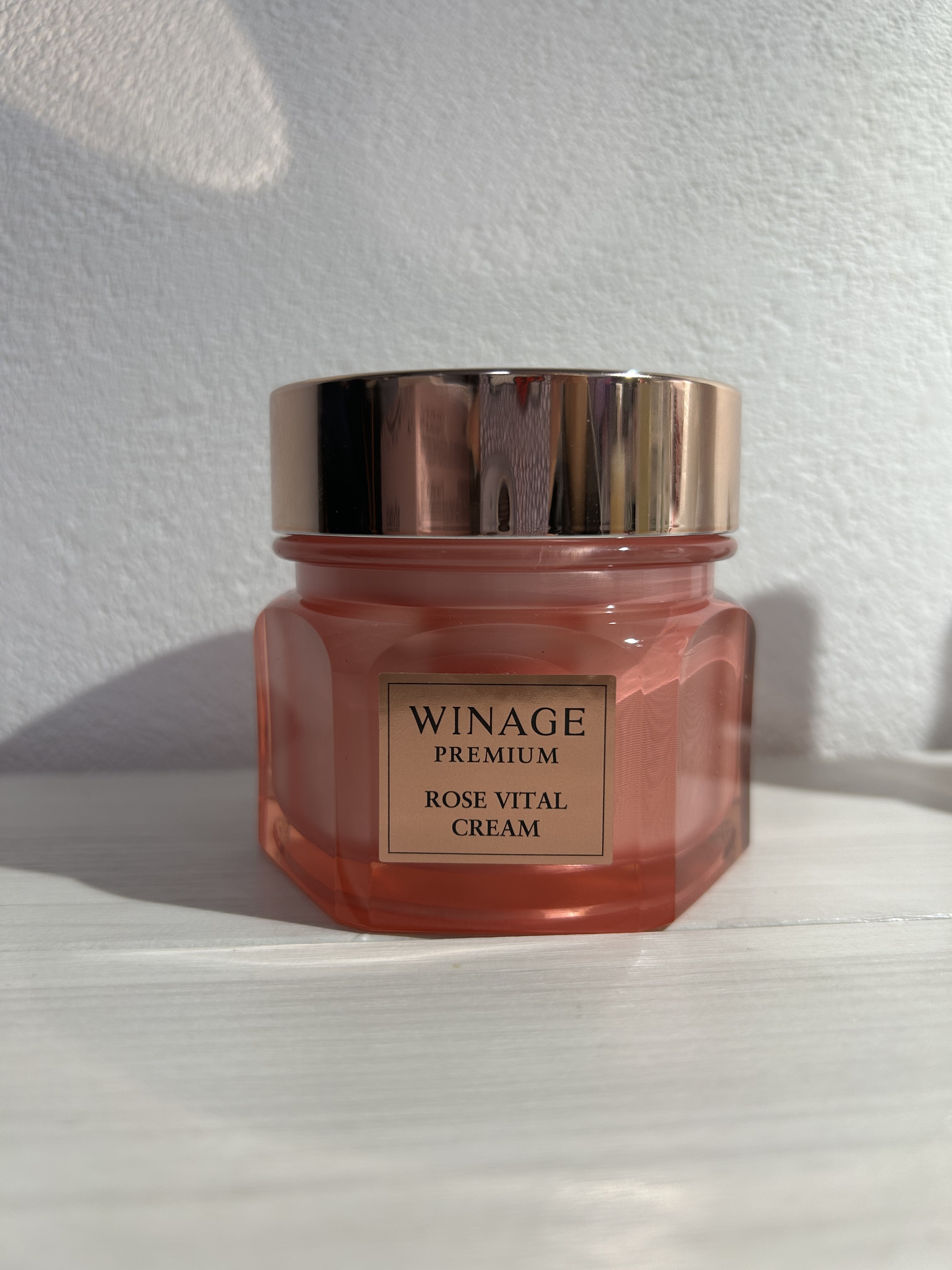 Coreana WINAGE PREMIUM ROSE VITAL AMPOULEのクチコミ「Coreana
WINAGE PREMIUM ROSE VITAL CREAM
100ml

.....」（1枚目）