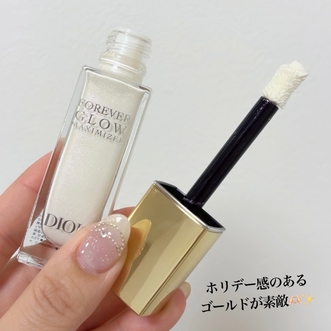 ディオールスキン フォーエヴァー グロウ マキシマイザー（ホリデーコレクション 2025 限定品） 001 アブラカダディオール/Dior/リキッドハイライトを使ったクチコミ（3枚目）