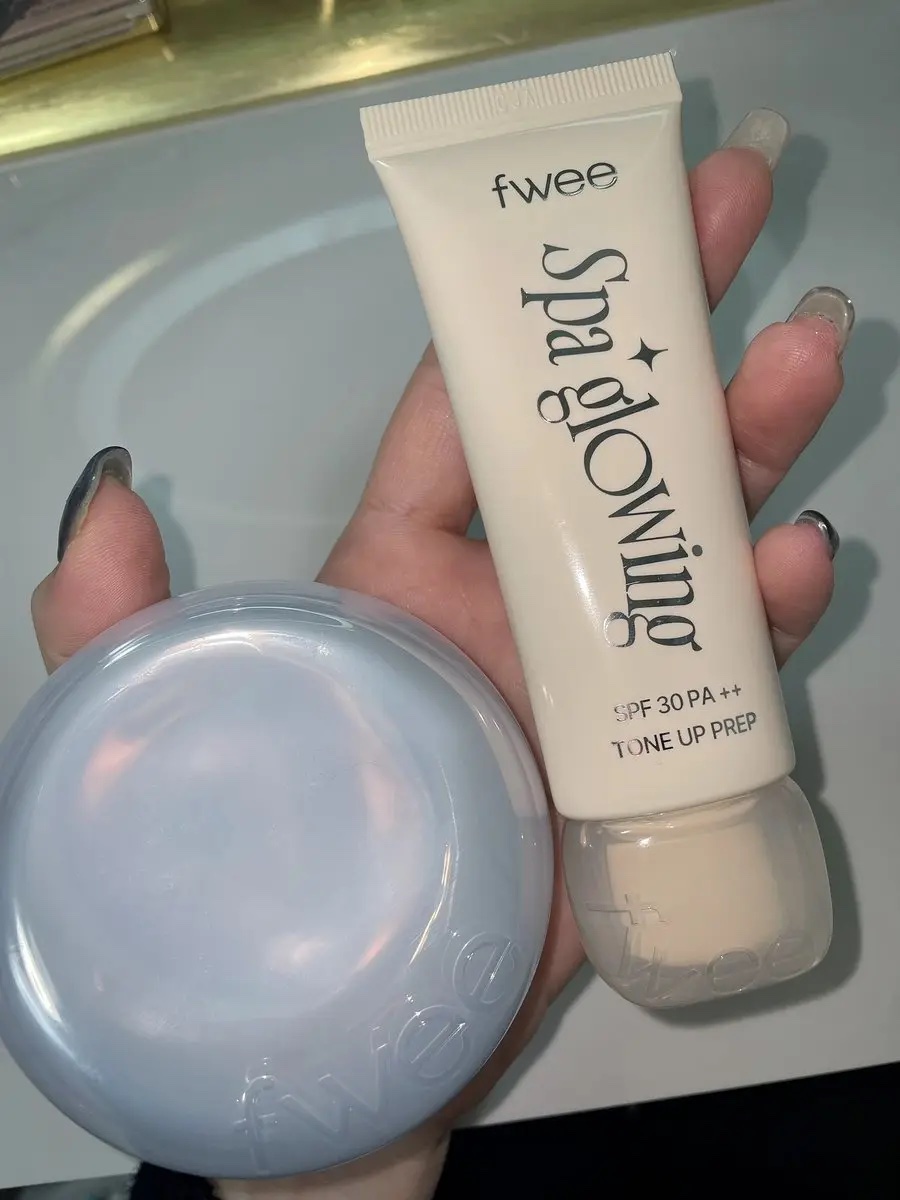 フィー クッションガラスオリジナル/fwee/クッションファンデーションを使ったクチコミ（1枚目）