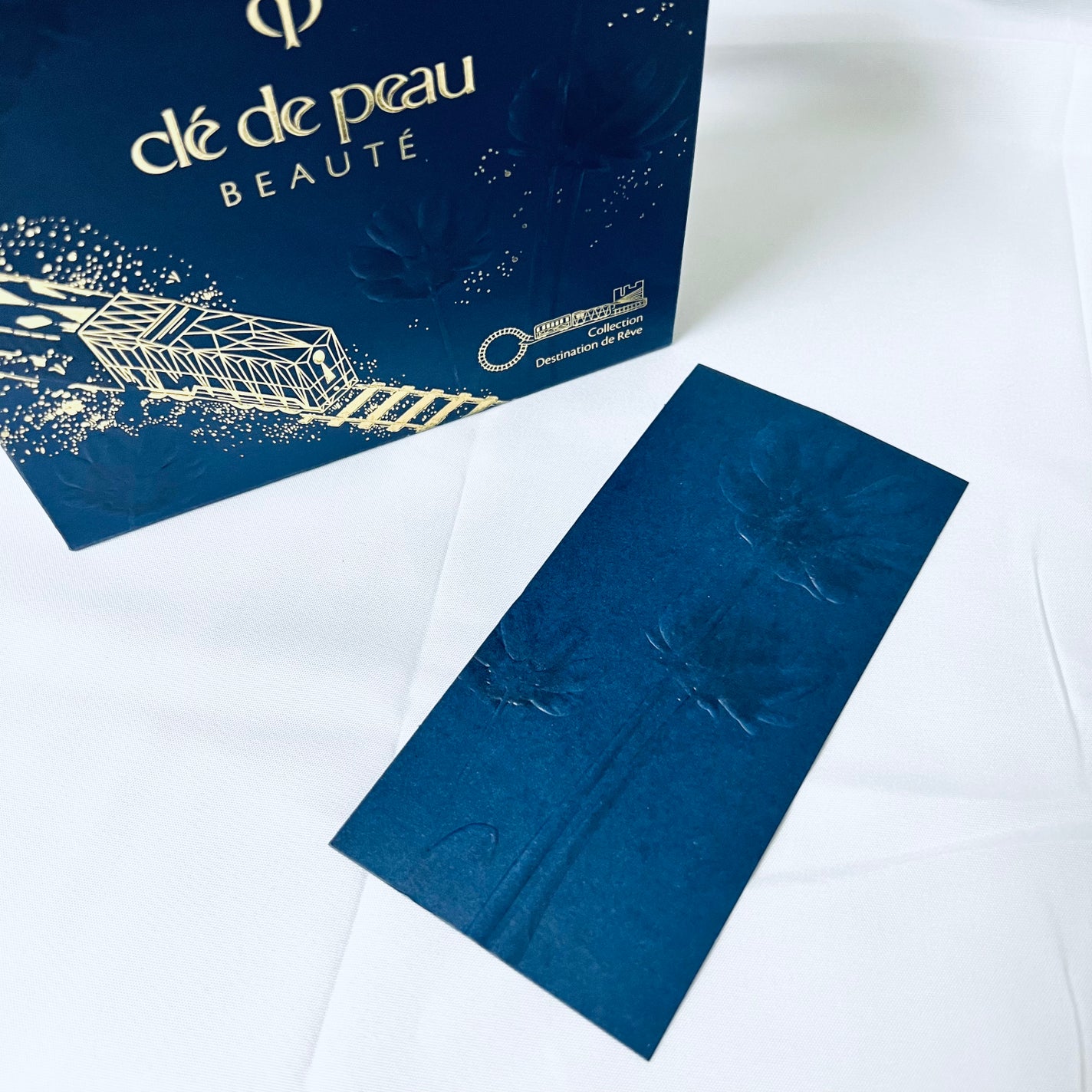 ル・レオスールデクラ /クレ・ド・ポー ボーテ/パウダーハイライトを使ったクチコミ(10枚目)