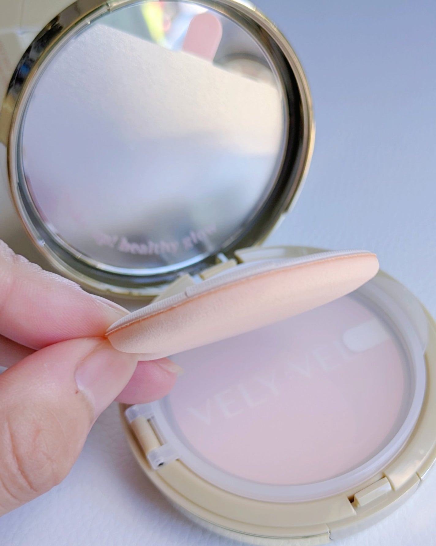 オーラハニーグロウクッション/VELY VELY/クッションファンデーションを使ったクチコミ(5枚目)