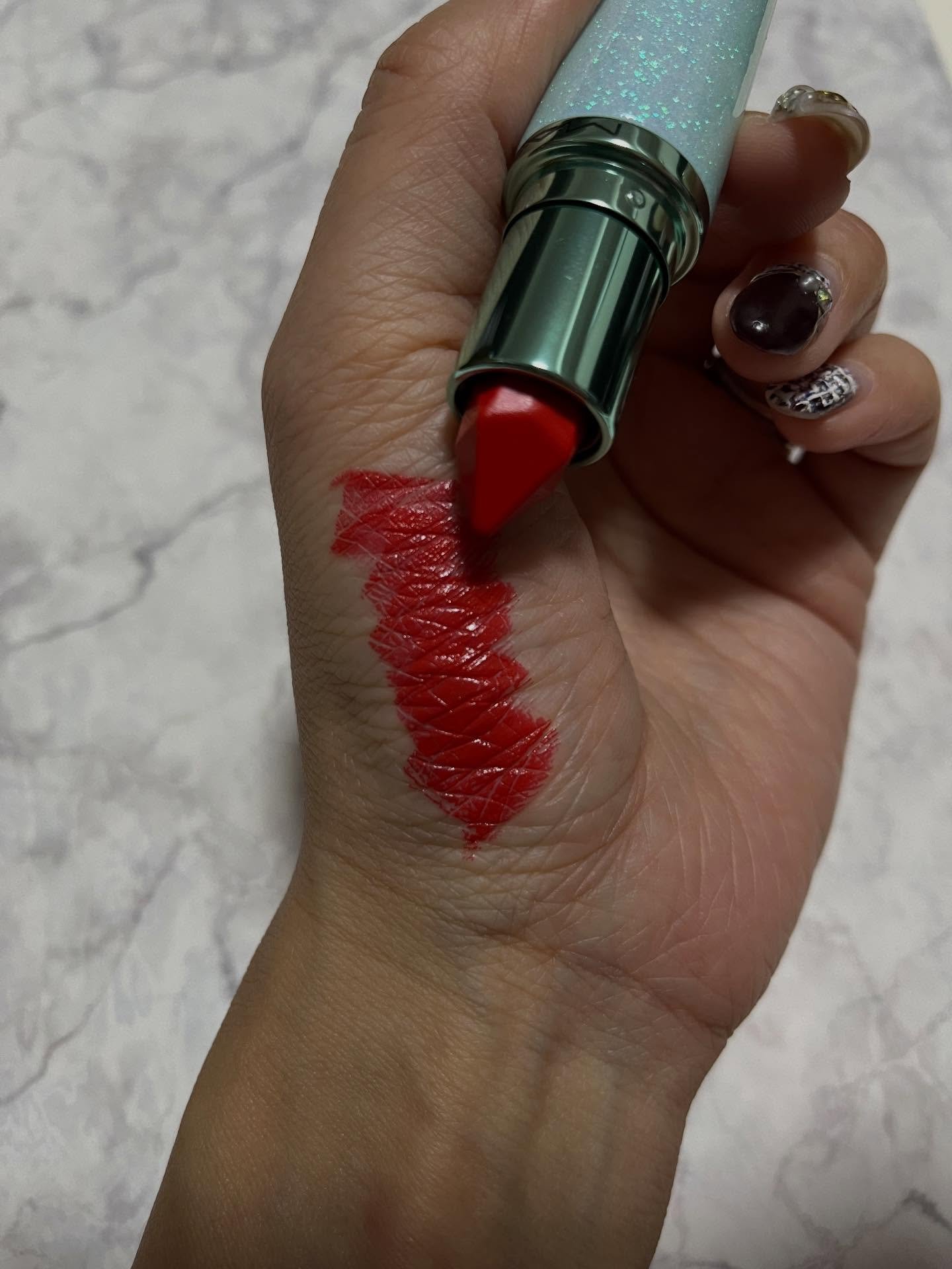 マキシマル スリーク サテン リップスティック/M・A・C/口紅を使ったクチコミ（2枚目）