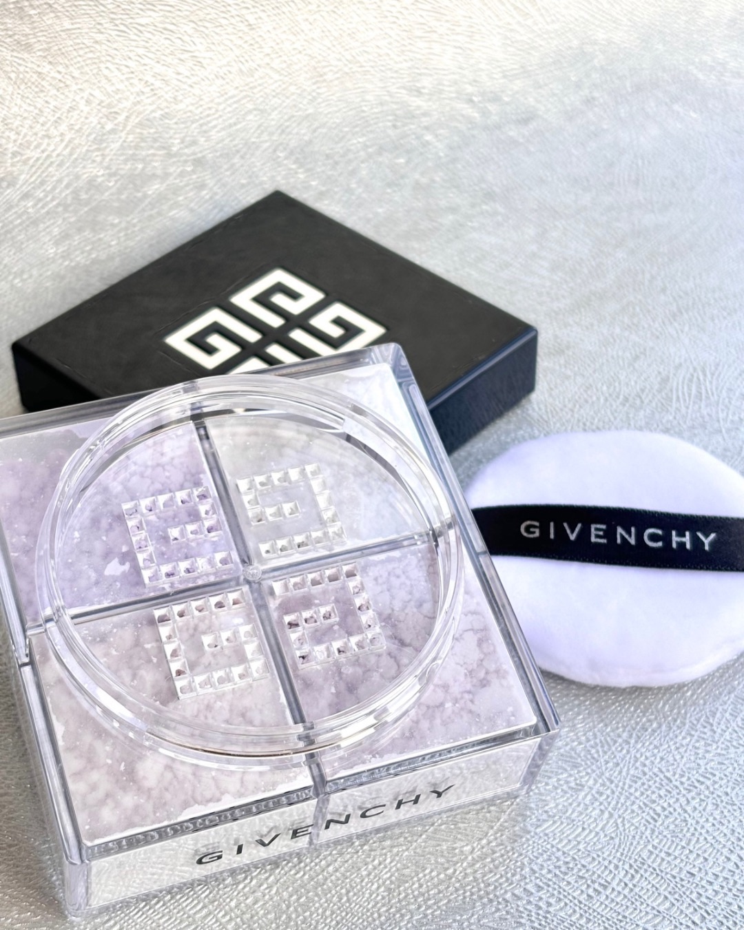 プリズム・リーブル/GIVENCHY/ルースパウダーを使ったクチコミ（2枚目）