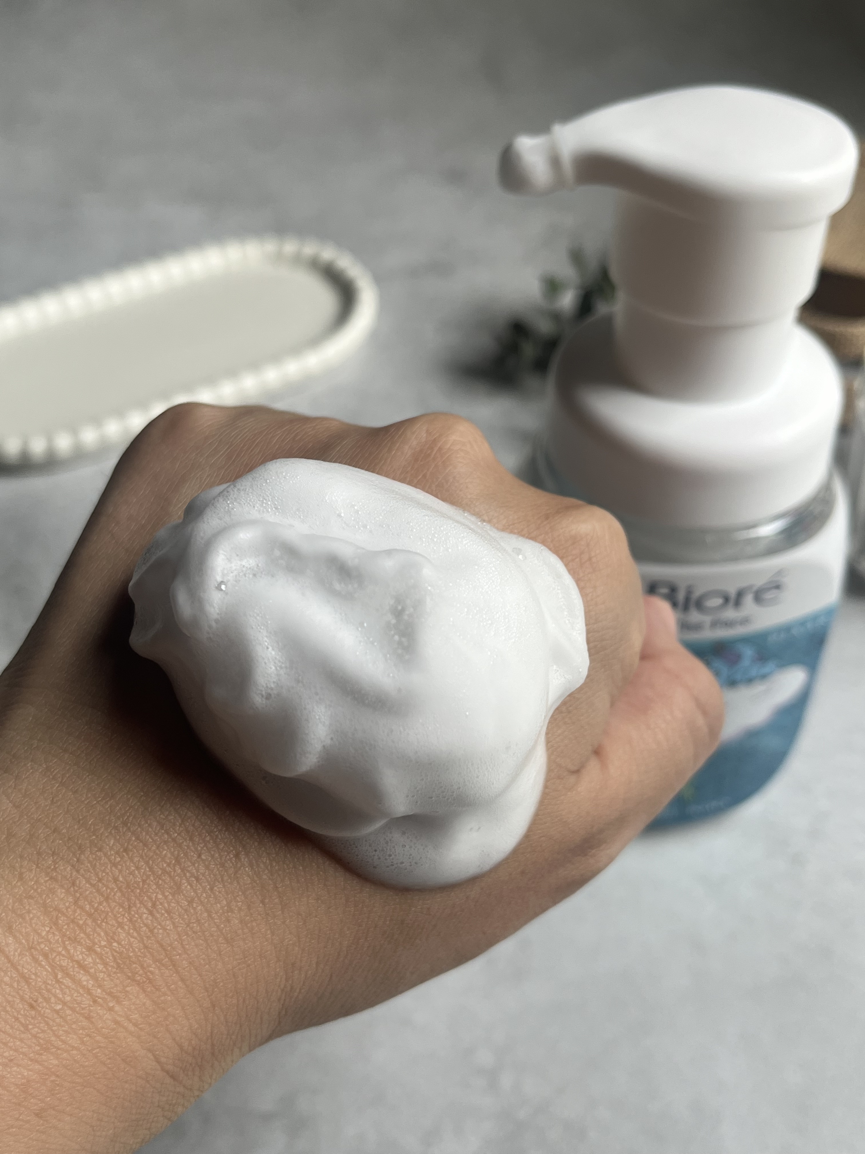 ビオレ ビオレ ザフェイス 泡洗顔料 モイストのクチコミ「\混合肌向け！ビオレの泡洗顔/

✼••┈┈••✼••┈┈••✼••┈┈••✼••┈┈••✼
.....」（2枚目）