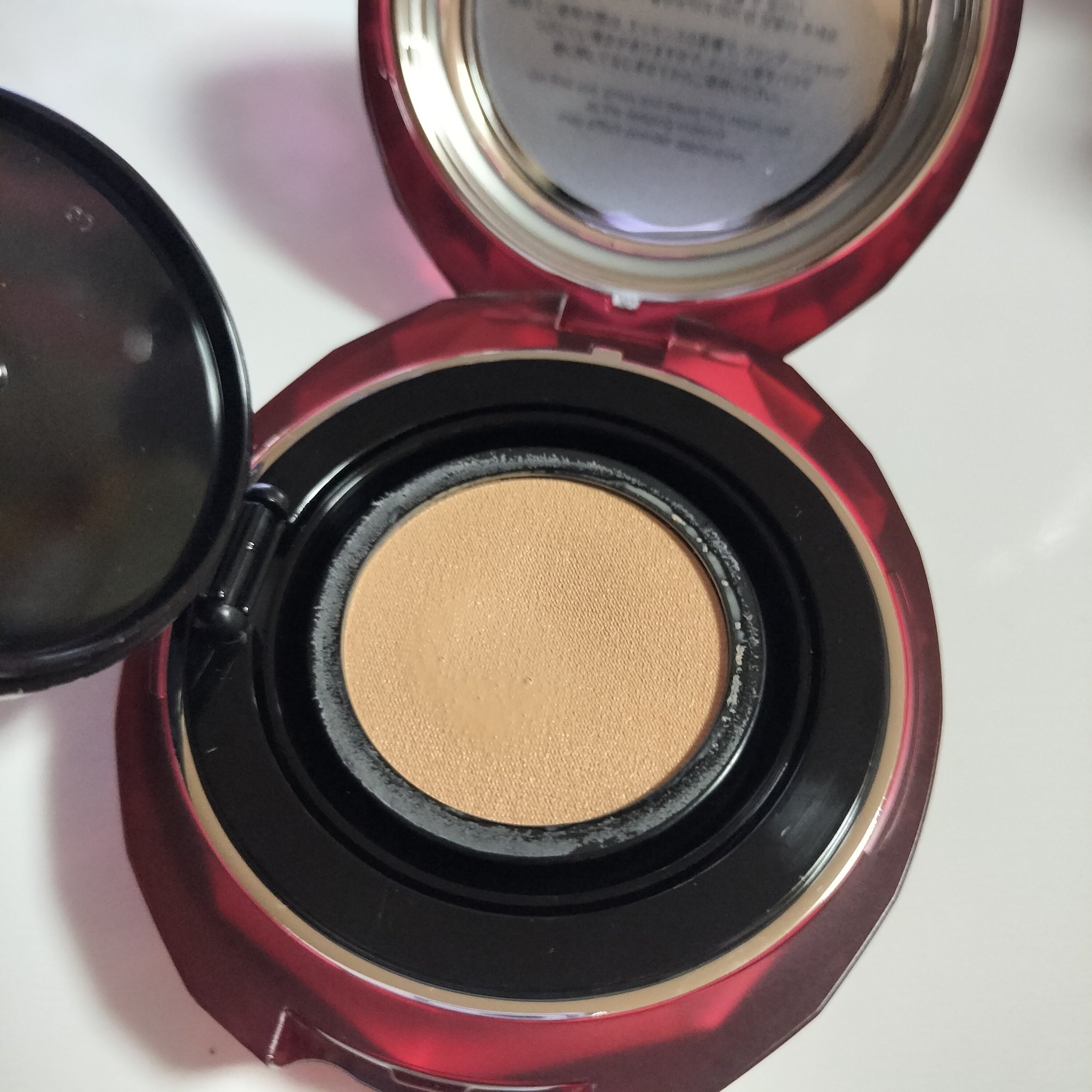 TIRTIR(ティルティル) MASK FIT RUBY MESH CUSHIONのクチコミ「TIRTIR／MASK FIT RUBY MESH CUSHION　21N

これとfweeの.....」（2枚目）