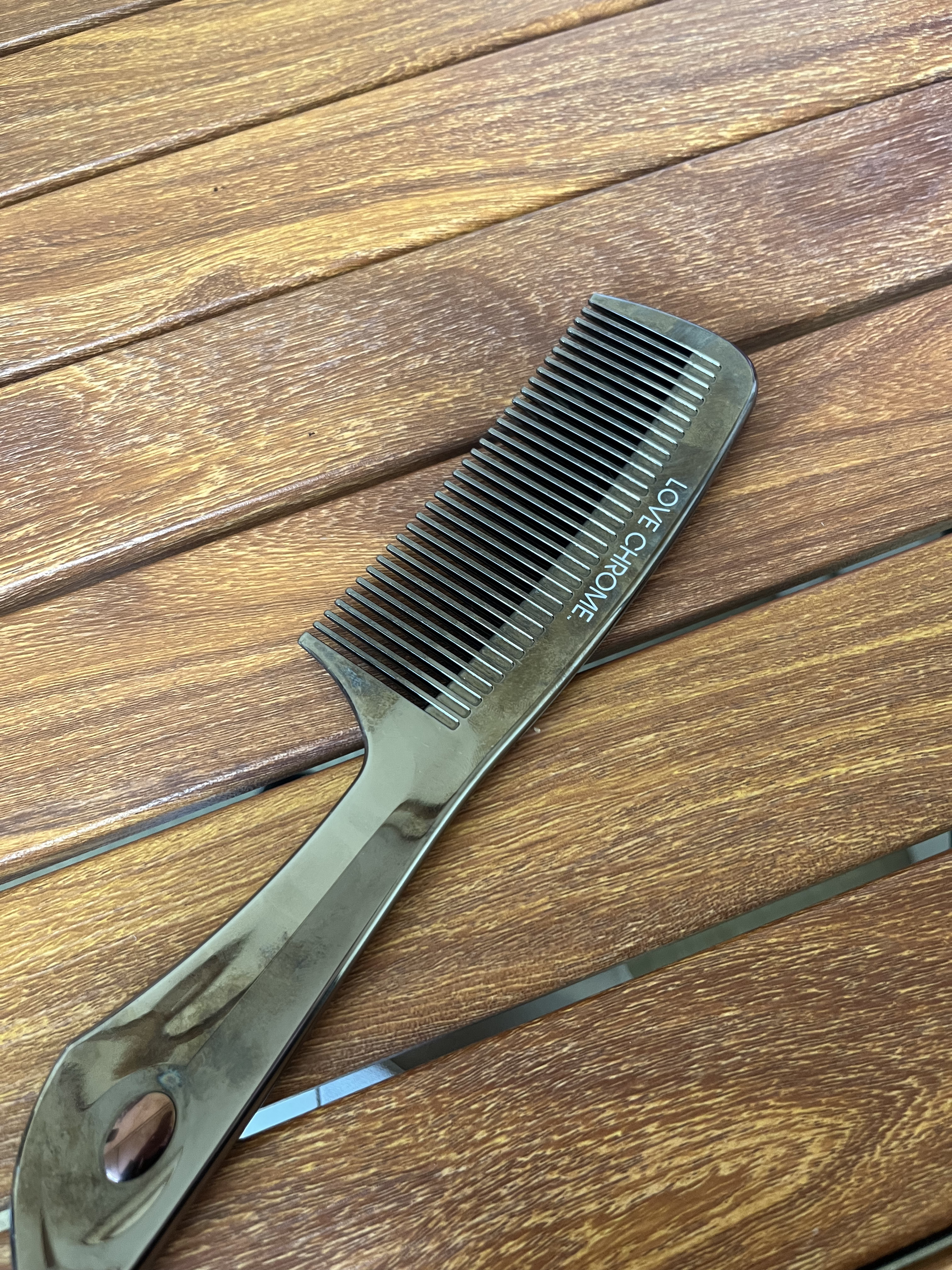 LOVECHROME B3 テツキ デイープブラックのクチコミ「𓍯𓈒𓏸︎︎︎︎
LOVECHROME
#B3テツキデイープブラック

✼••┈┈••✼••┈┈.....」（1枚目）