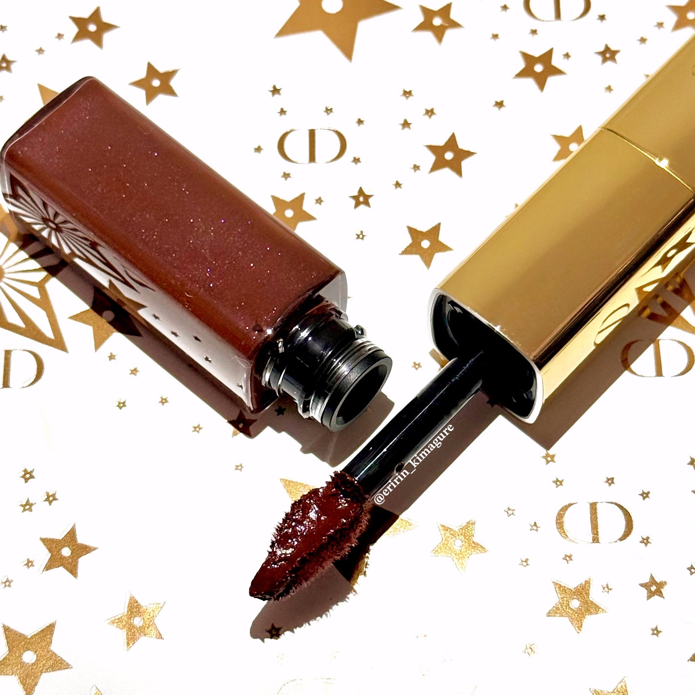 ルージュ ディオール シークイン リキッド デュオ(ホリデーコレクション 2025 限定品)/Dior/口紅・グロス・リップライナー・リップケアを使ったクチコミ(4枚目)