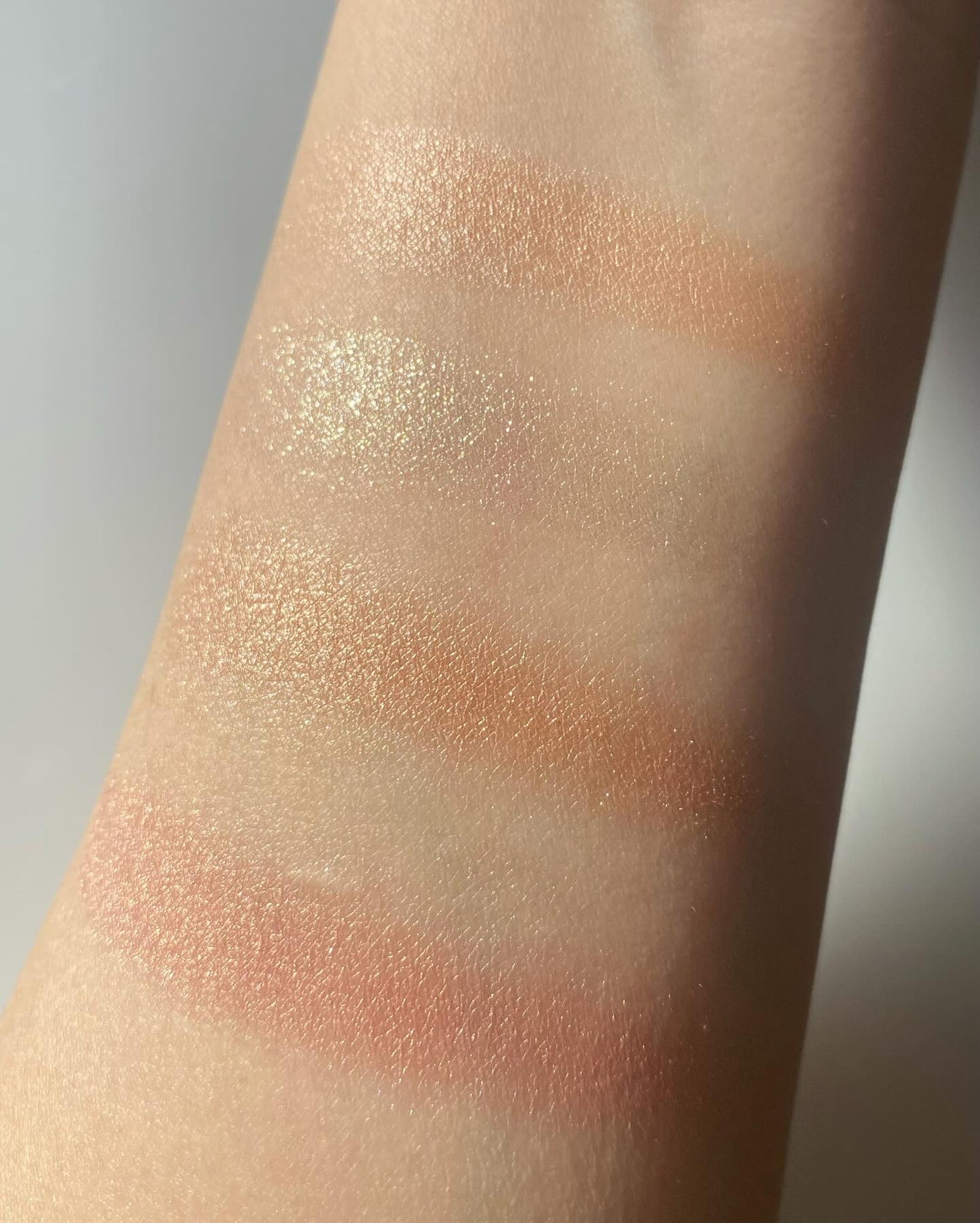 バックステージ グロウ マキシマイザー パレット/Dior/ハイライトを使ったクチコミ(4枚目)