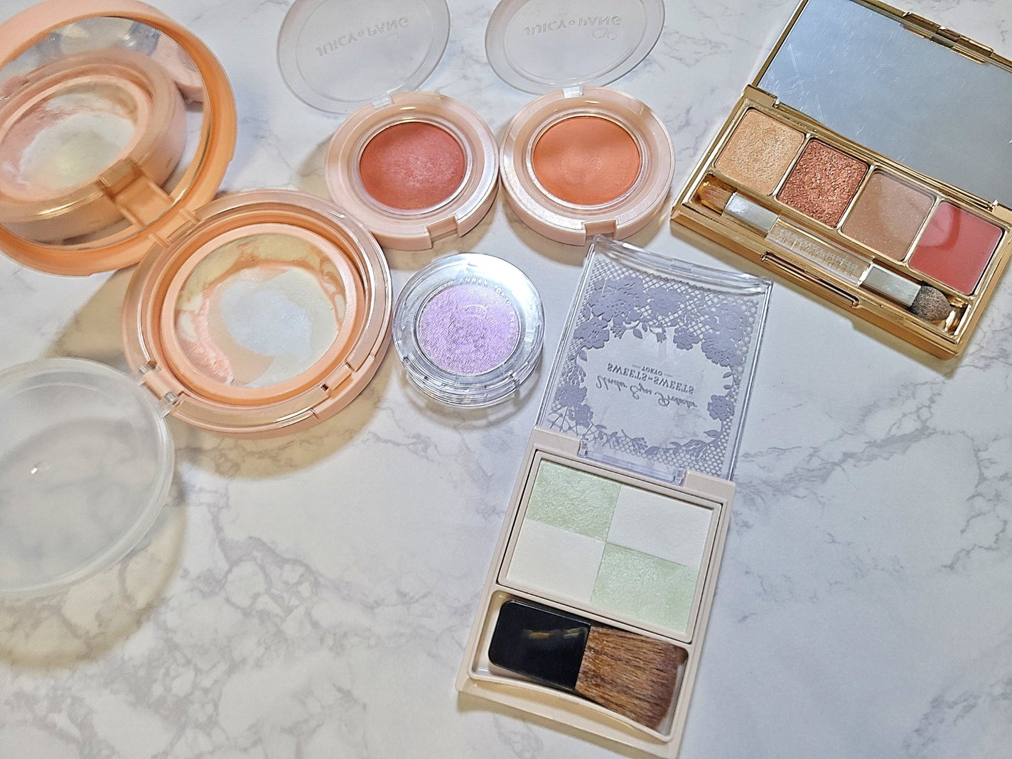 もい on LIPS 「#断捨離#ベースメイク#ベースアイテム#ベースアイテム断捨離#..」(1枚目)