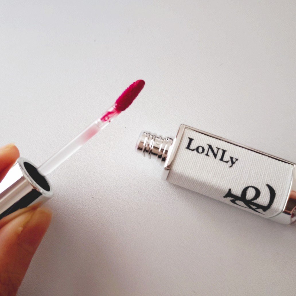 キャンドルライトジュレティント/LoNLy /リップティントを使ったクチコミ（3枚目）