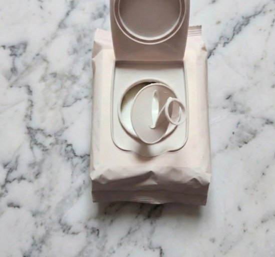 DECORTÉ イドラクラリティ トリートメントエッセンス イルミネイティング マスク のクチコミ「DECORTÉ
イドラクラリティ トリートメントエッセンス イルミネイティング マスク

朝に.....」（2枚目）