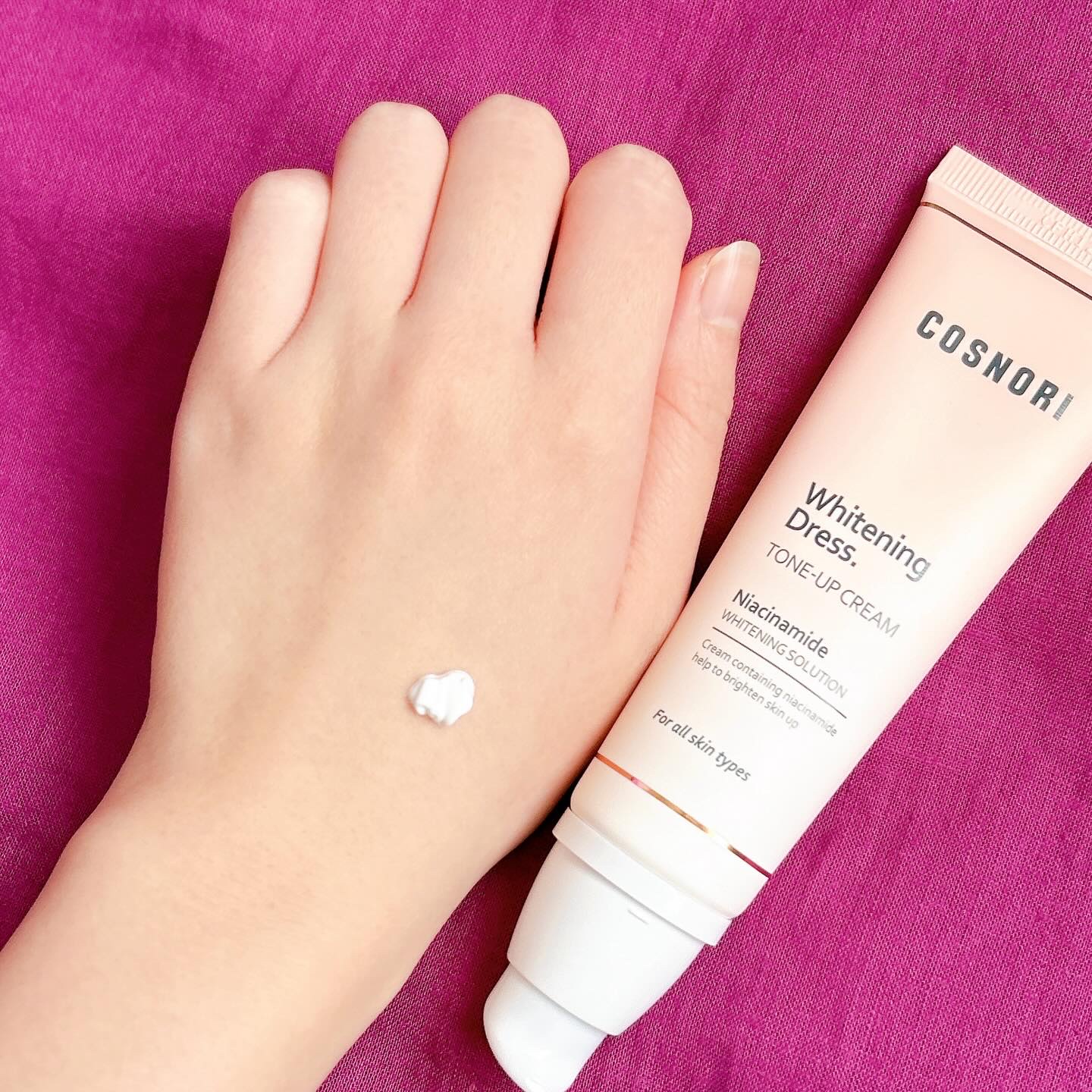 ホワイトニングドレストーンアップクリーム/COSNORI/化粧下地を使ったクチコミ（3枚目）