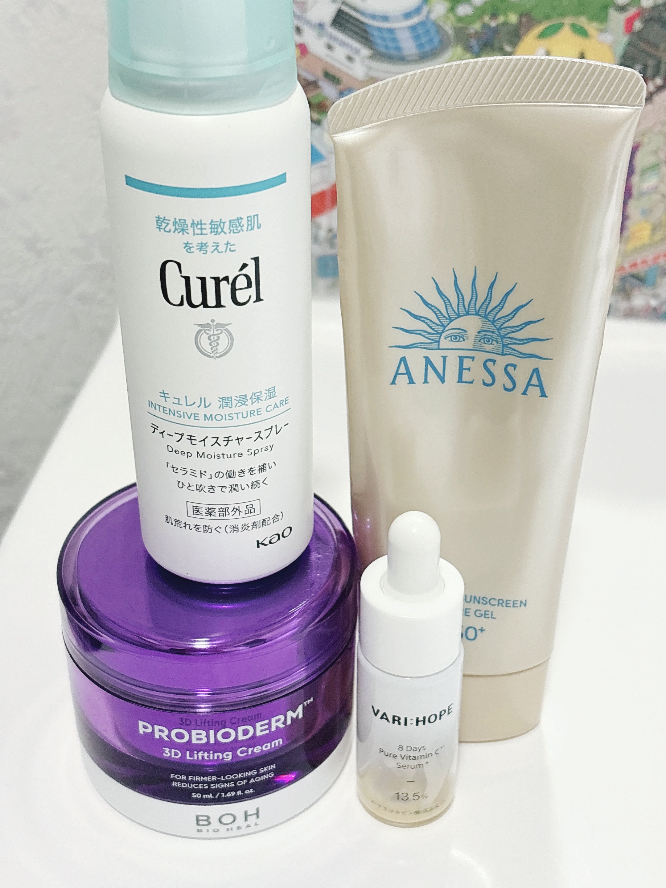 お正月も変わらずモーニングスキンケア☀️

VARI:HOPEの８デイズピュアビタミンCアンプル使い終わっちゃった🍋
次は何使おうかな

キュレル
ディープモイスチャースプレー
VARI:HOPE
８デイズピュアビタミンCアンプル
BIO