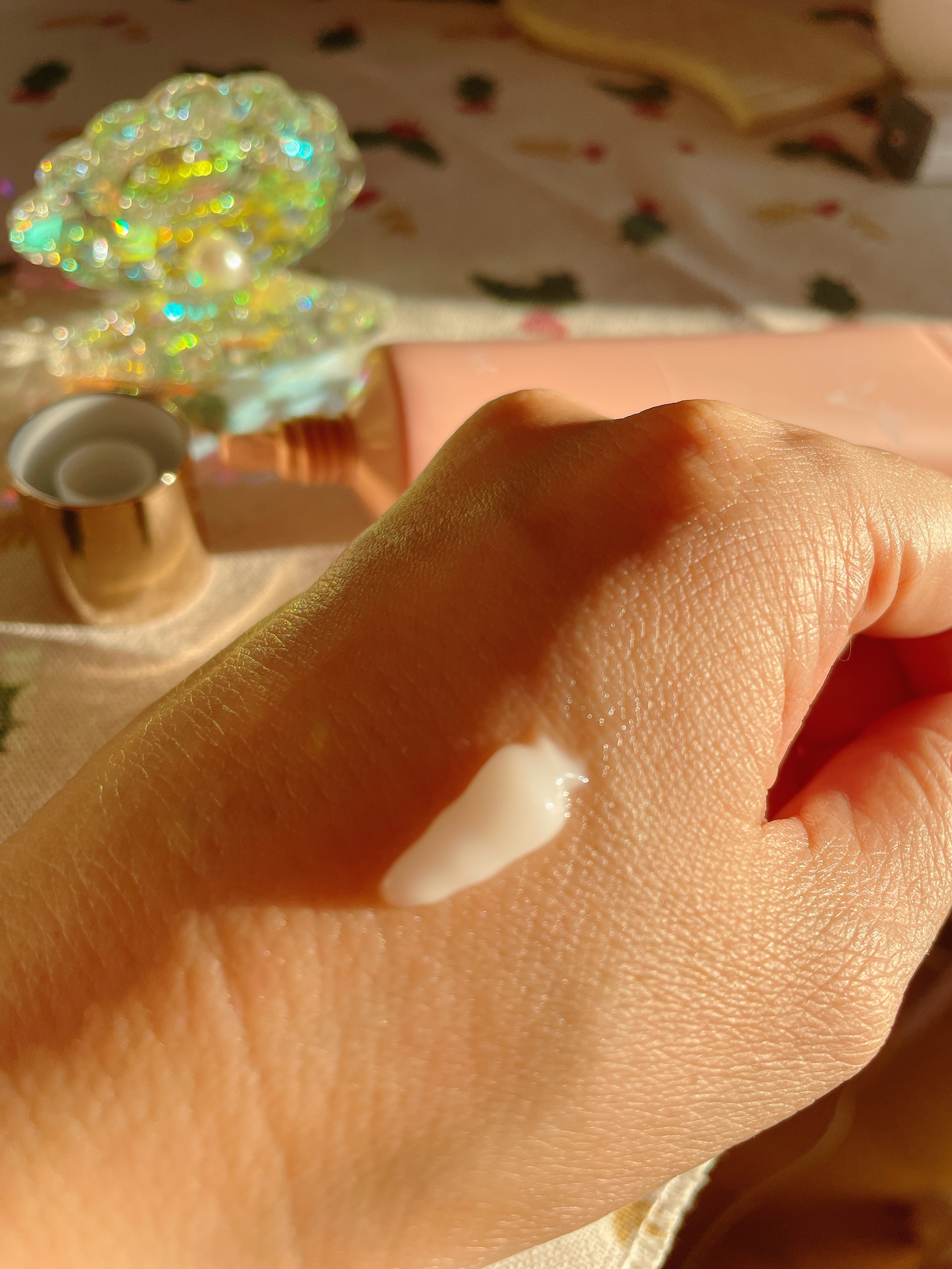 ローズVブライトニングクリーム/Ogi/フェイスクリームを使ったクチコミ（2枚目）