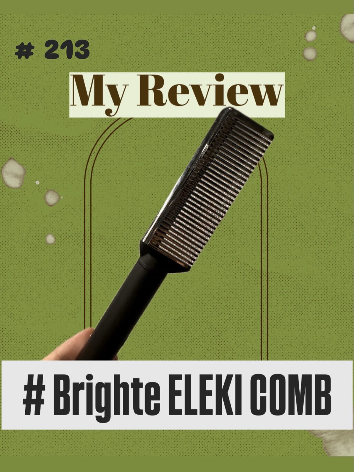 Brighteさんの
ELEKI COMBです🪡

Qoo10のメガ割購入時に
おまけでついてきました🌠

ボタンを押すと、
マイクロカレント(微電流)とマイクロイオンが出てきて
髪と頭皮の汚れを効率的に除去しながら
静電気やダメージ軽