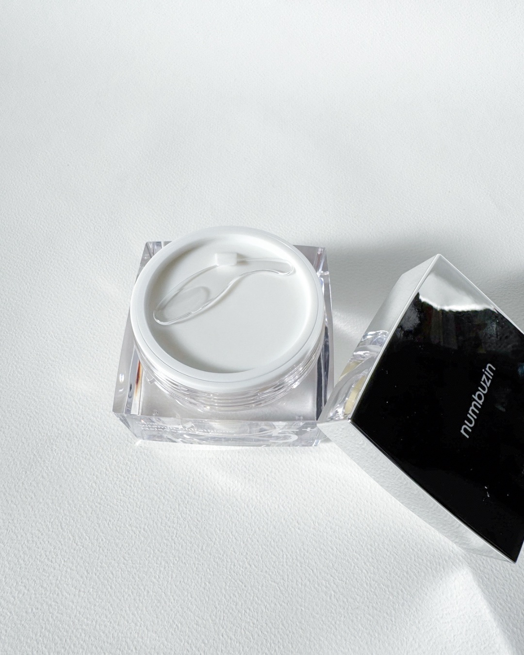 5番 白玉グルタチオンCメラゼロクリーム/numbuzin/フェイスクリームを使ったクチコミ（2枚目）