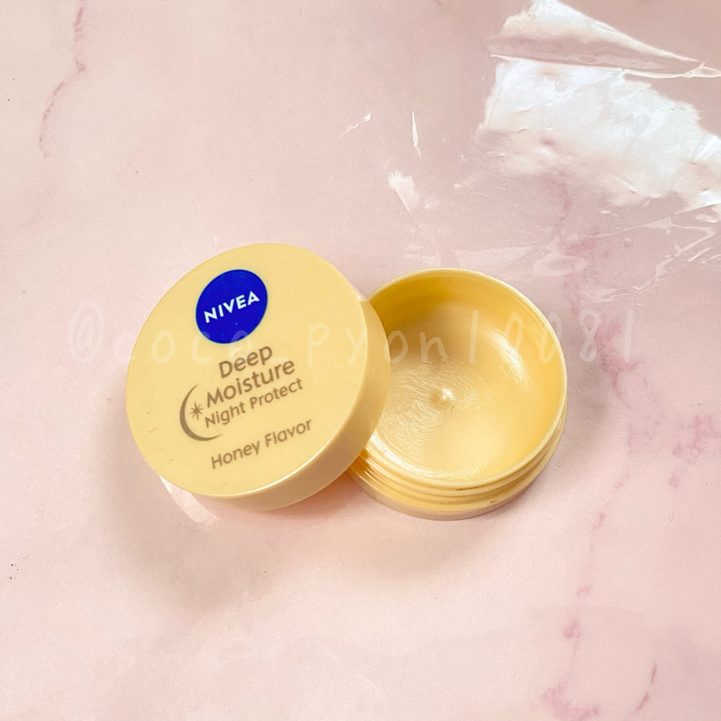 ディープモイスチャーナイトプロテクト はちみつの香り/ニベア/リップマスクを使ったクチコミ（2枚目）