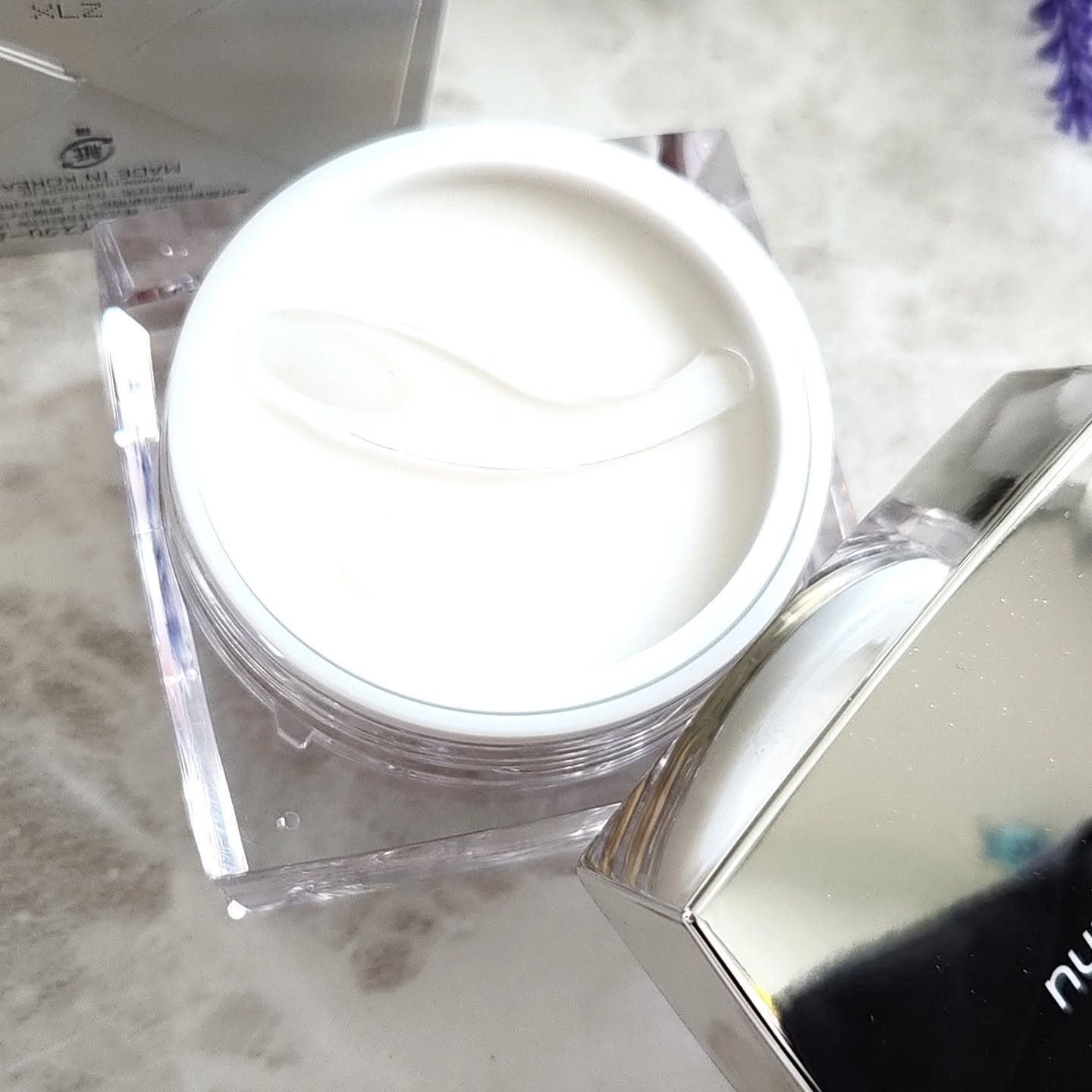 5番 白玉グルタチオンCメラゼロクリーム/numbuzin/フェイスクリームを使ったクチコミ（3枚目）