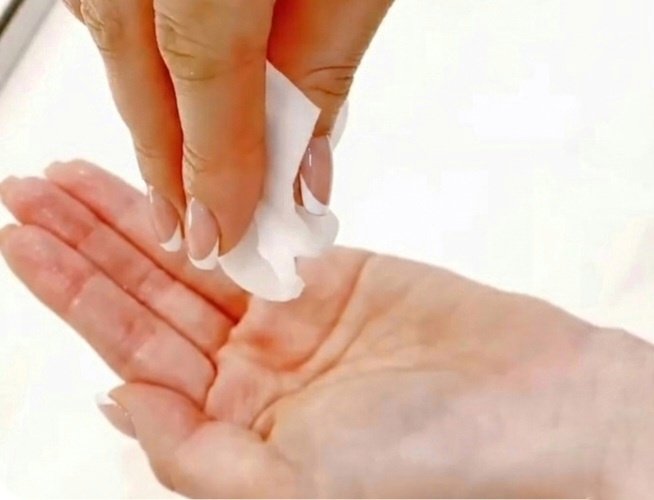 DECORTÉ イドラクラリティ トリートメントエッセンス イルミネイティング マスク のクチコミ「DECORTÉ
イドラクラリティ トリートメントエッセンス イルミネイティング マスク

朝に.....」（3枚目）