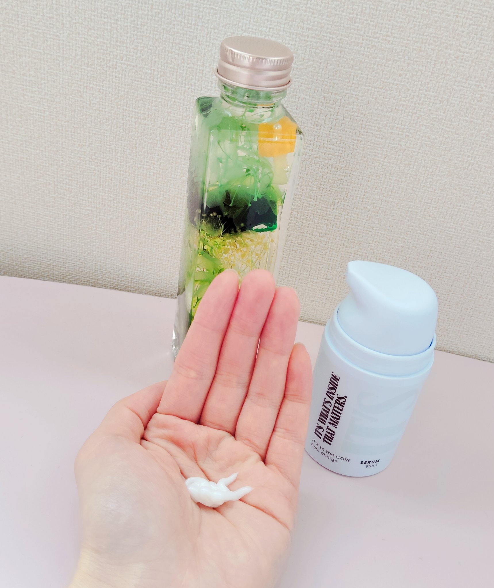 IT’S WHAT’S INSIDE THAT MATTERS. トゥザコア チャージセラムのクチコミ「イッツ（@its_iwtm_beauty ）様からお贈りいただきました☻
【イッツコアチャージ.....」（2枚目）