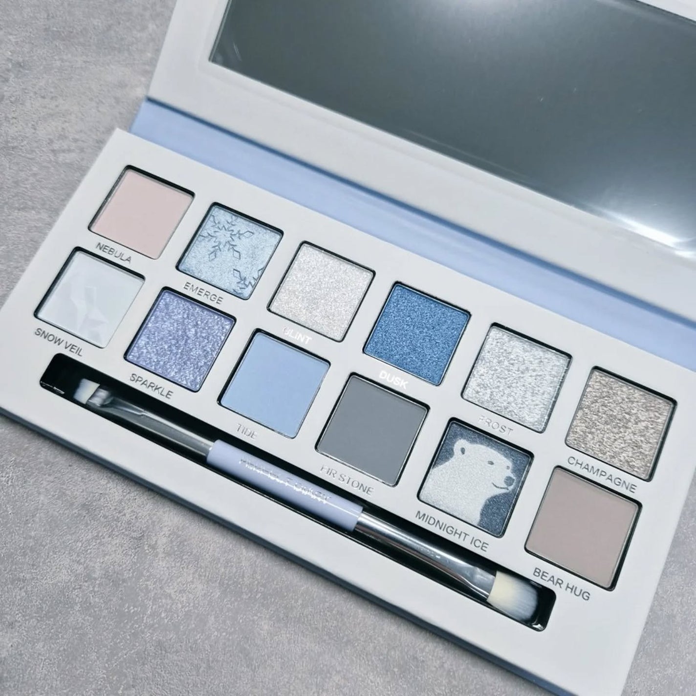 エクスプローラ12色 動物アイシャドウパレット/PERFECT DIARY/アイシャドウパレットを使ったクチコミ(2枚目)