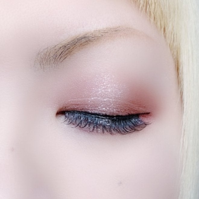 レブロン ダズル アイシャドウ クアッド/REVLON/アイシャドウパレットを使ったクチコミ(4枚目)