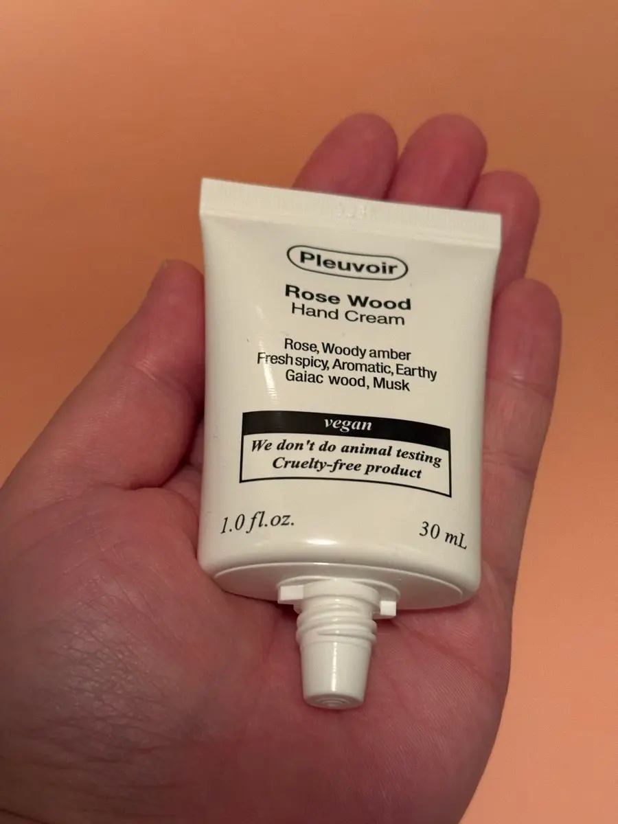 ハンドクリーム Rose Wood/Pleuvoir/ハンドクリームを使ったクチコミ（2枚目）